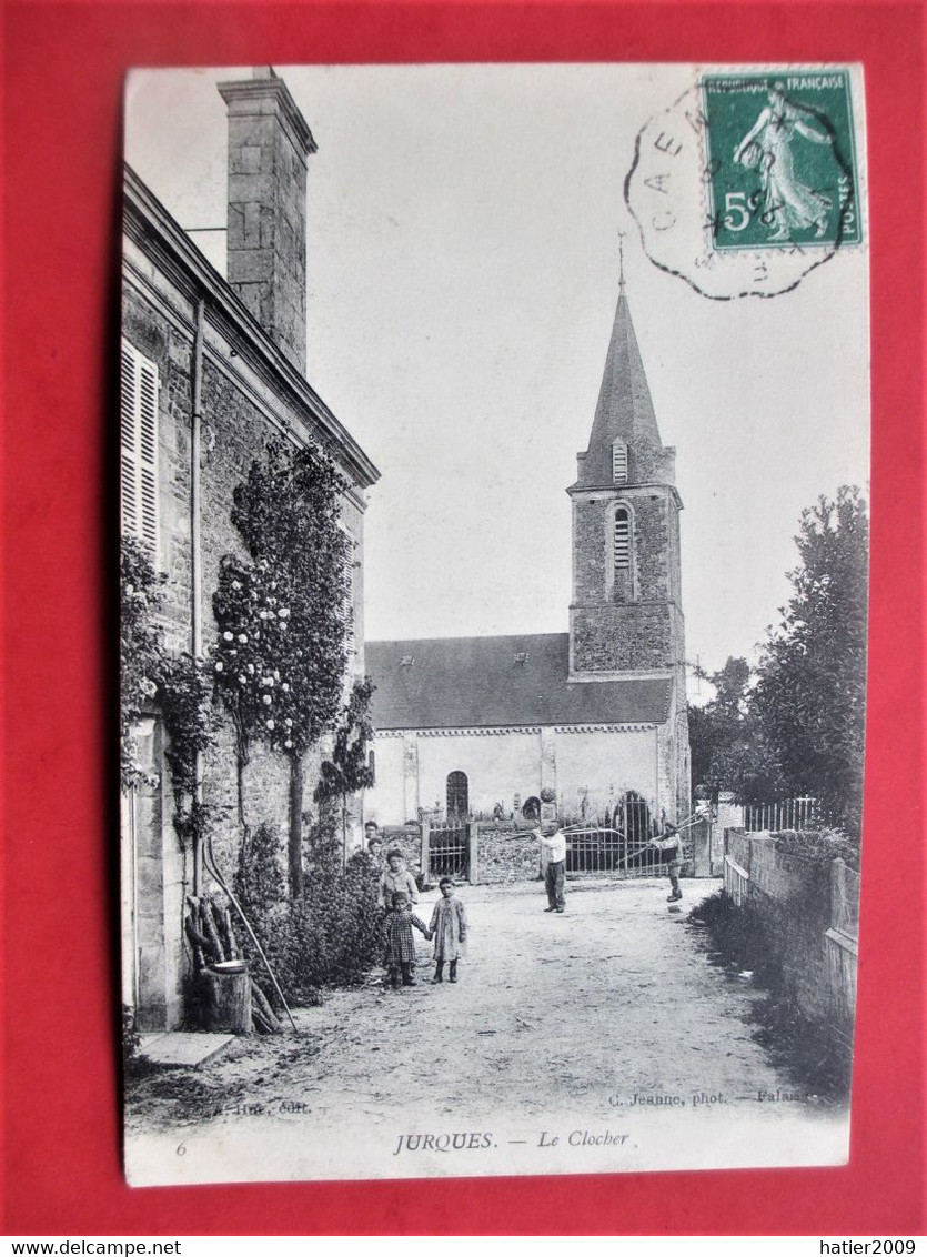 JURQUES - L' Eglise, Le Clocher - En 1909 - Animé - Tbe - Autres & Non Classés