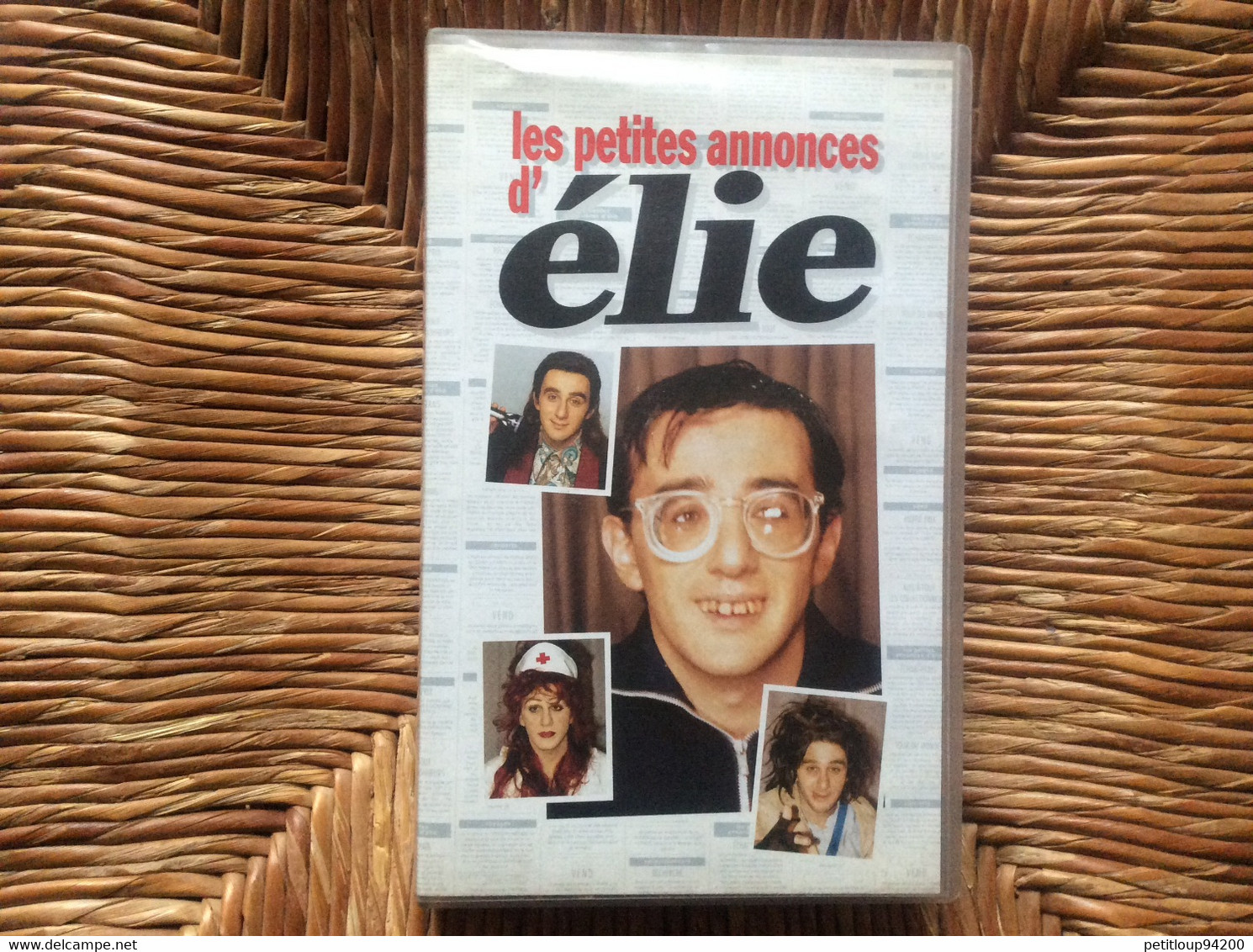 Cassette VHS  Les Petites Annonces D’ELIE SEMOUN - Familiari