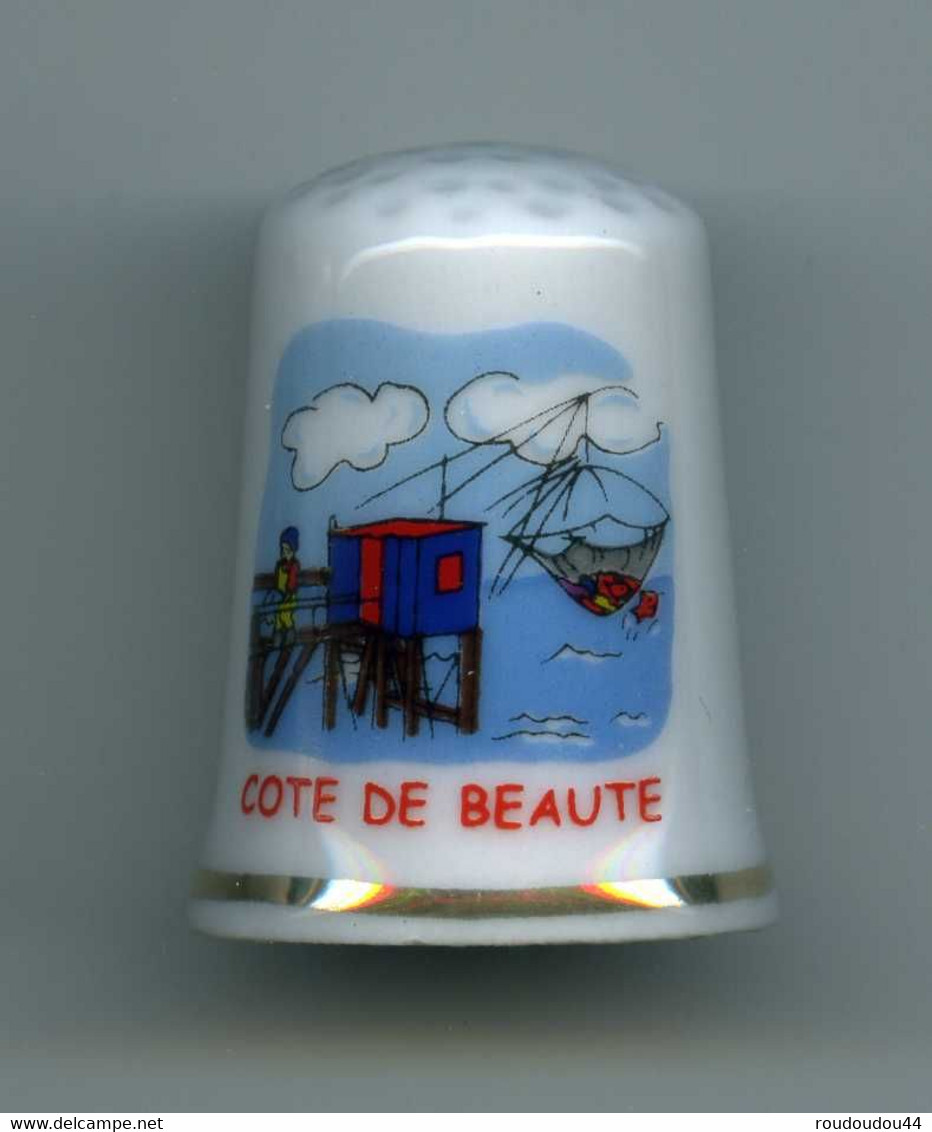 Dé à Coudre De Collection En Porcelaine - Meschers - La Côte De Beauté - Vingerhoeden