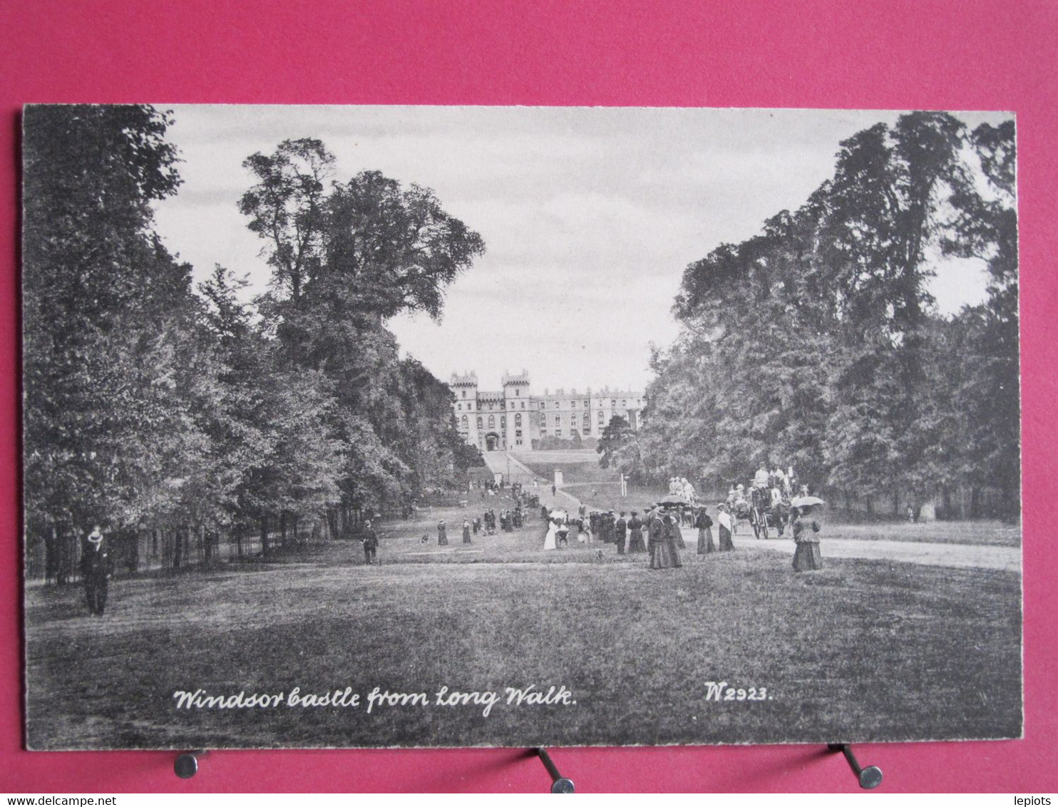 Visuel Très Peu Courant - Angleterre - Windsor Castle From Long Walk - CPA En Excellent état - R/verso - Windsor Castle