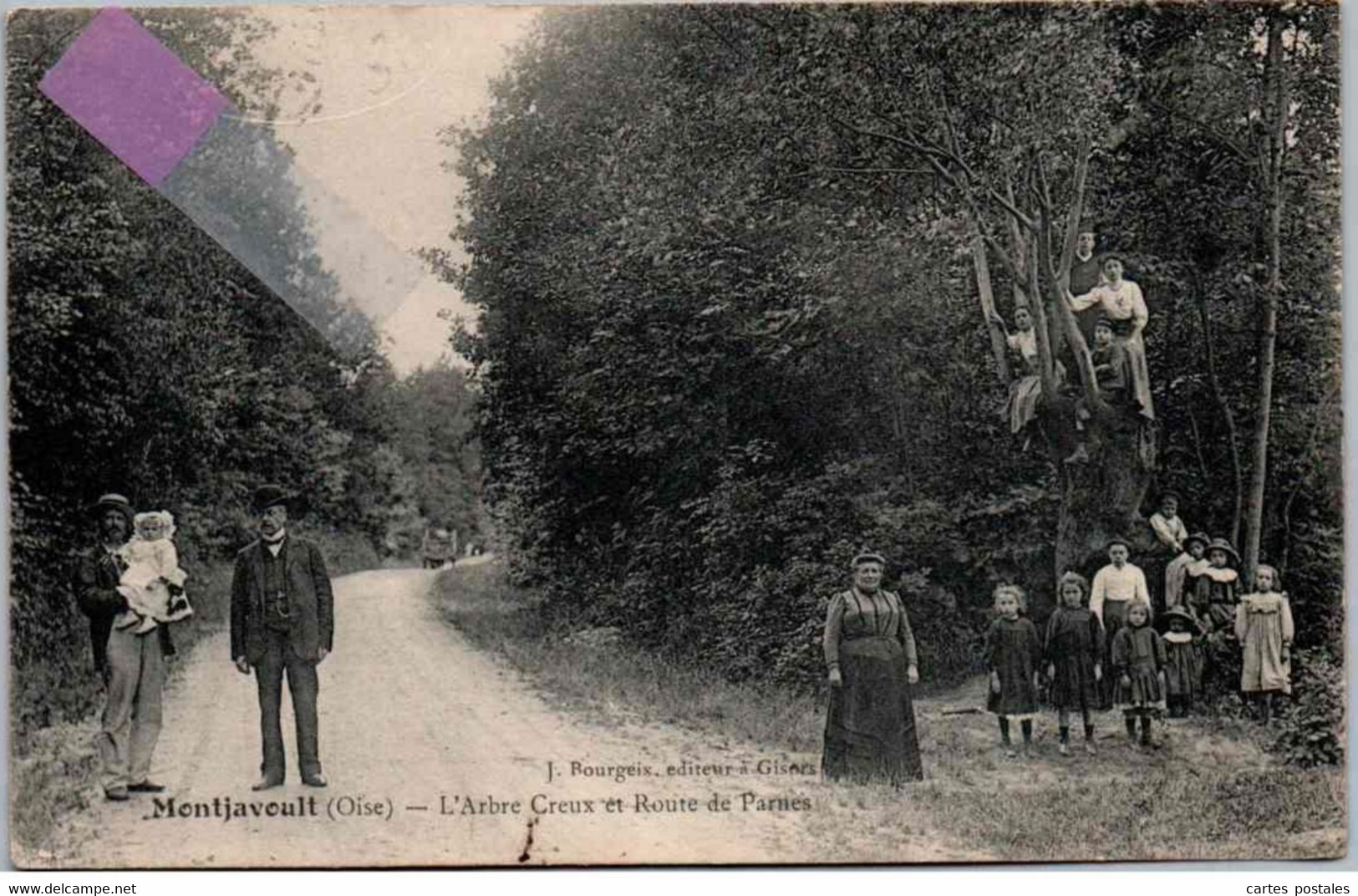 * MONTJAVOULT L'arbre Creux Et Route De Parnes - Montjavoult