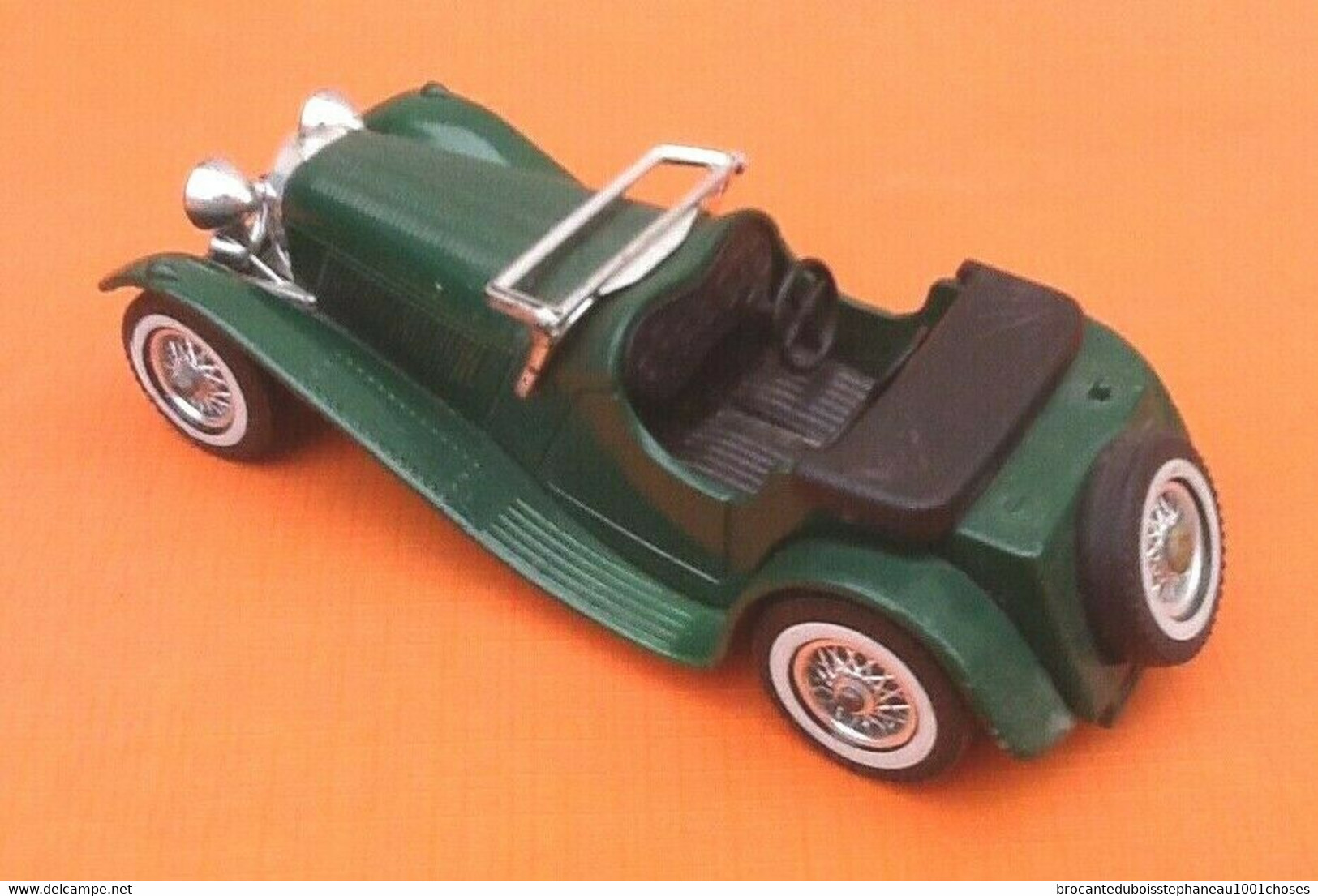 Voiture Miniature ​​​​​​​Jaguar SS100 (1936)   Matchbox   (1977) Echelle : 1/43ème   Made In England - Matchbox