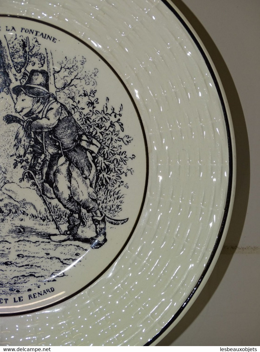 *ANCIENNE ASSIETTE DESSERT CERAMIQUE DIGOIN SARREGUEMINES FABLES LA FONTAINE E - Digoin (FRA)