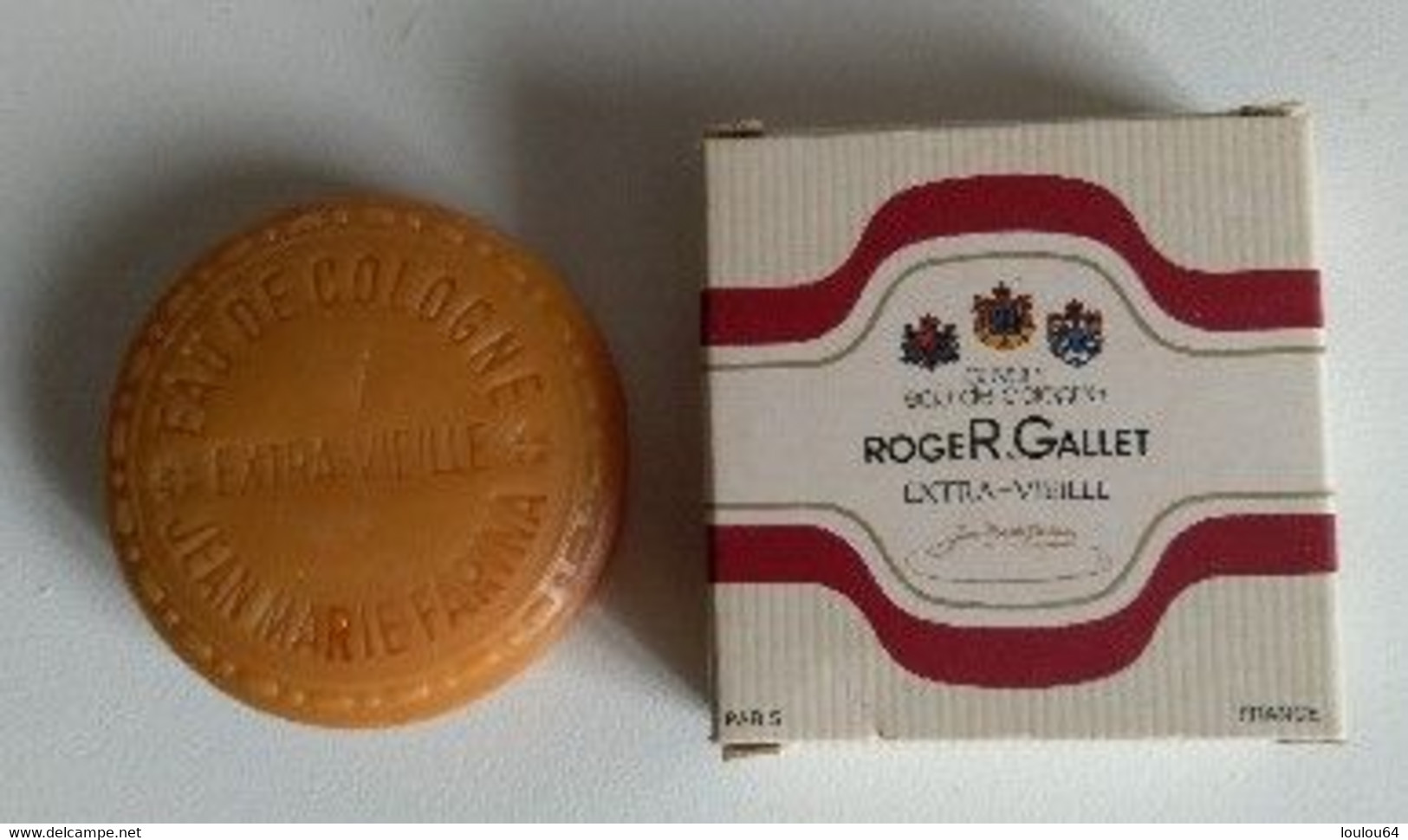 Pin's - Parfums Et Beauté - Produits De Beauté - Roger & Gallet - Savon Parfumé 25g -  EXTRA -VIEILLE - - Schoonheidsproducten