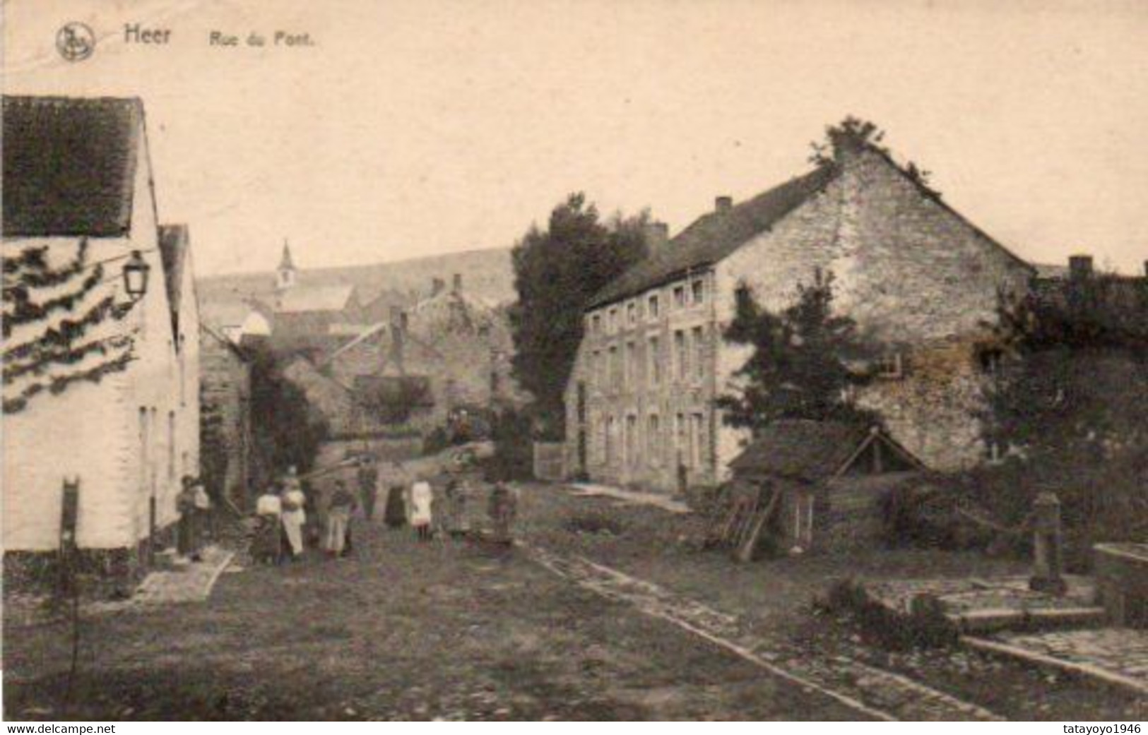 Heer  Rue Du Pont Bien Animée Voyagé En 19???? - Hastière