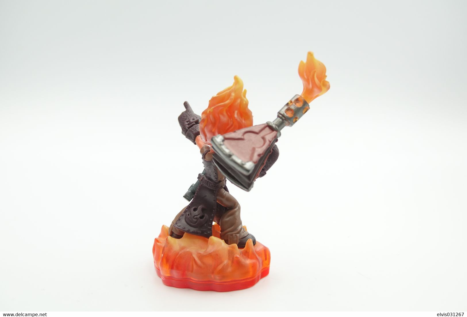 NINTENDO WII : SKYLANDERS FIGURE - TORCH - Trap Team - 2014 - Accessories