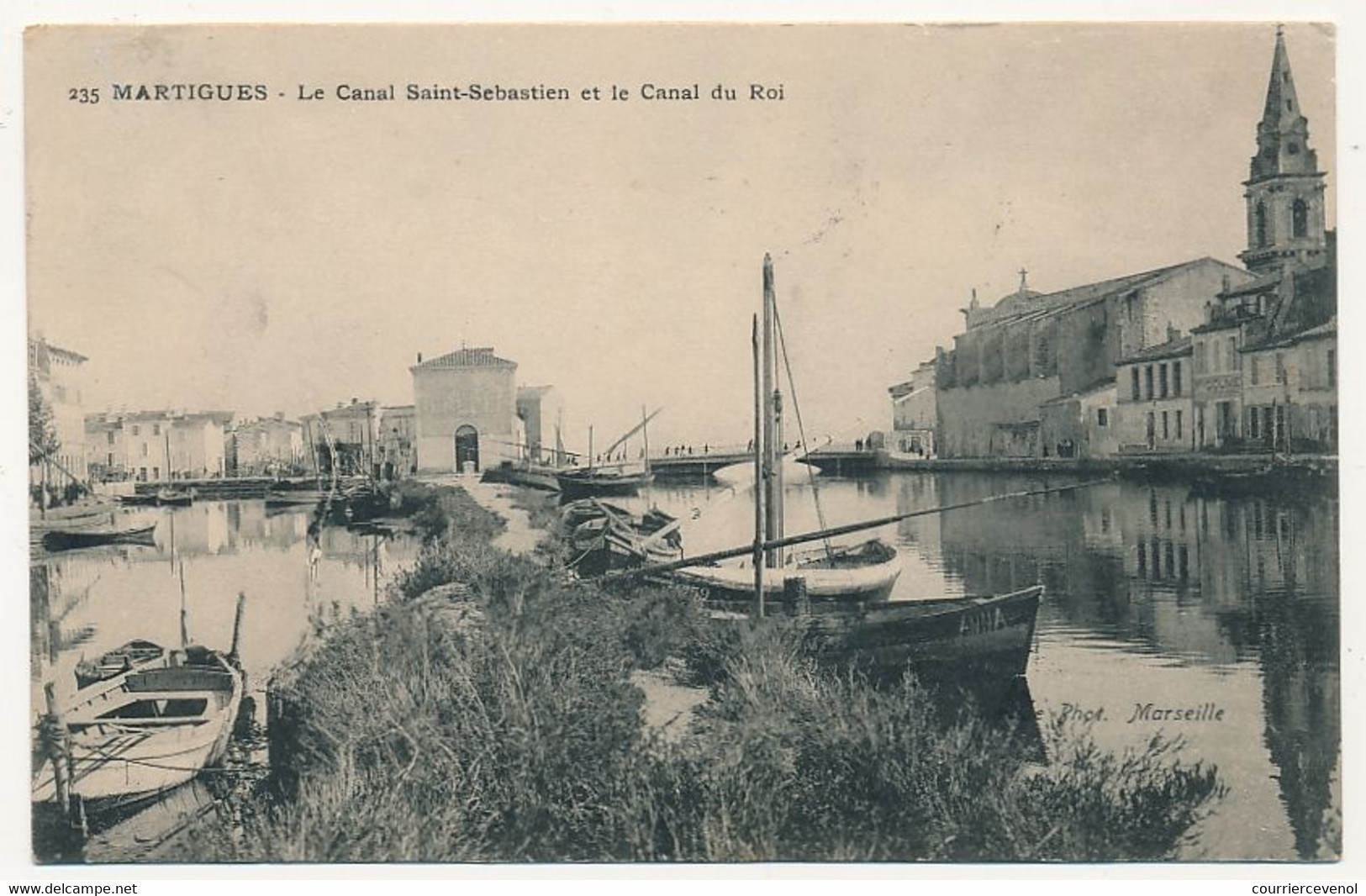 CPA - MARTIGUES (B Du R) - Le Canal Saint-Sébastien Et Le Canal Du Roi - Martigues