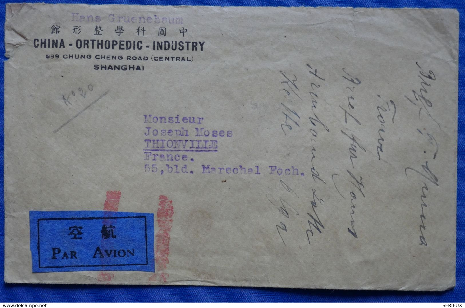 C CHINA BELLE LETTRE 1943 AIR MAIL SHANGAI POUR FRANCE THIONVILLE+ PAIRE DE T.P + AFFRANCHISSEMENT PLAISANT - 1943-45 Shanghai & Nankin