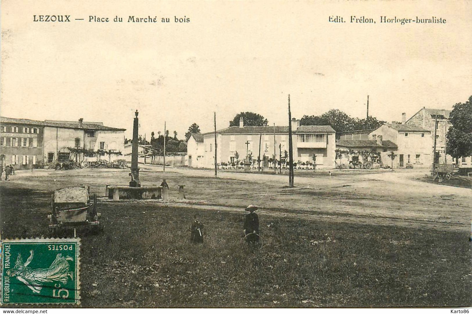 Lezoux * Place Du Marché Au Bois * Aubergiste - Lezoux