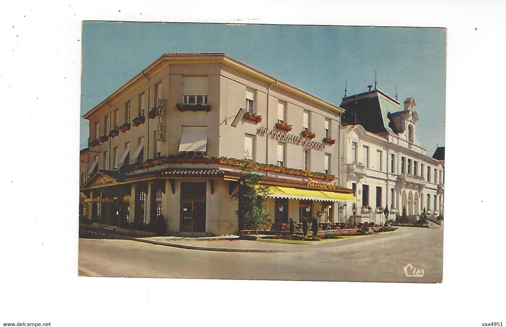 CHATILLON SUR CHALARONNE HOTEL CHEVALIER  NORBERT ET HOTEL DE VILLE  ***     A  SAISIR  **** - Châtillon-sur-Chalaronne