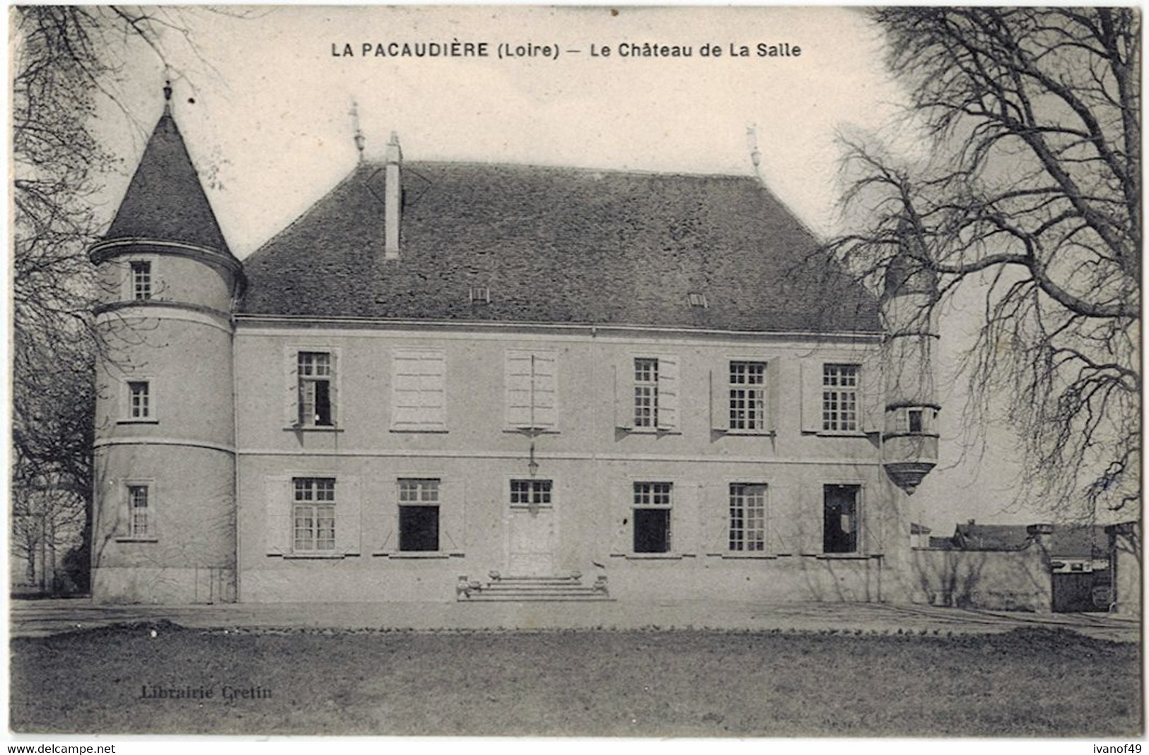 42 - LA PACAUDIERE - CPA - Le Château De La Salle - La Pacaudiere