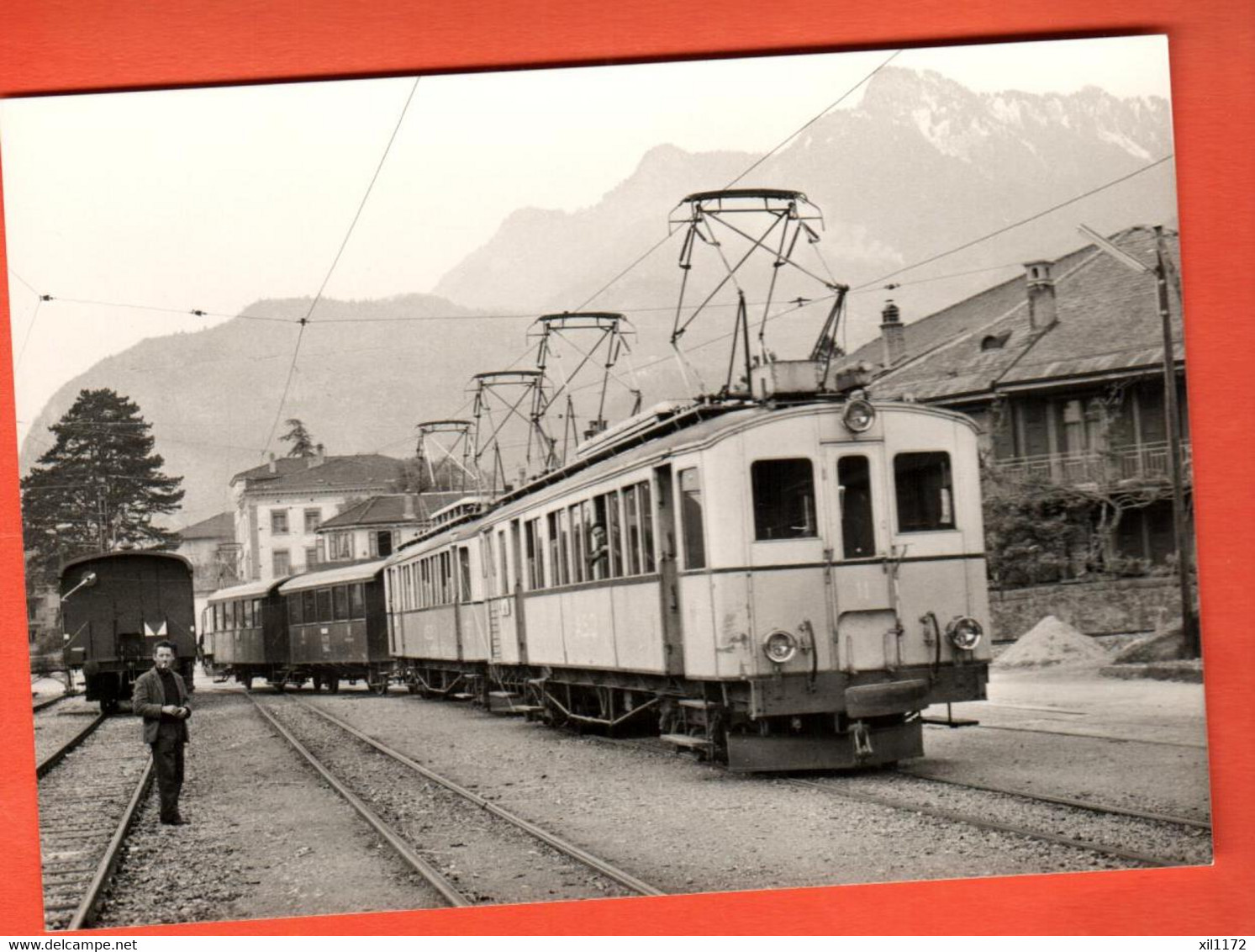 EAX-06 Manoeuvres De Voitures Du Train Aigle Ollon Monthey Champéry à Aigle  Rochaix En 1965 NC GF - Aigle