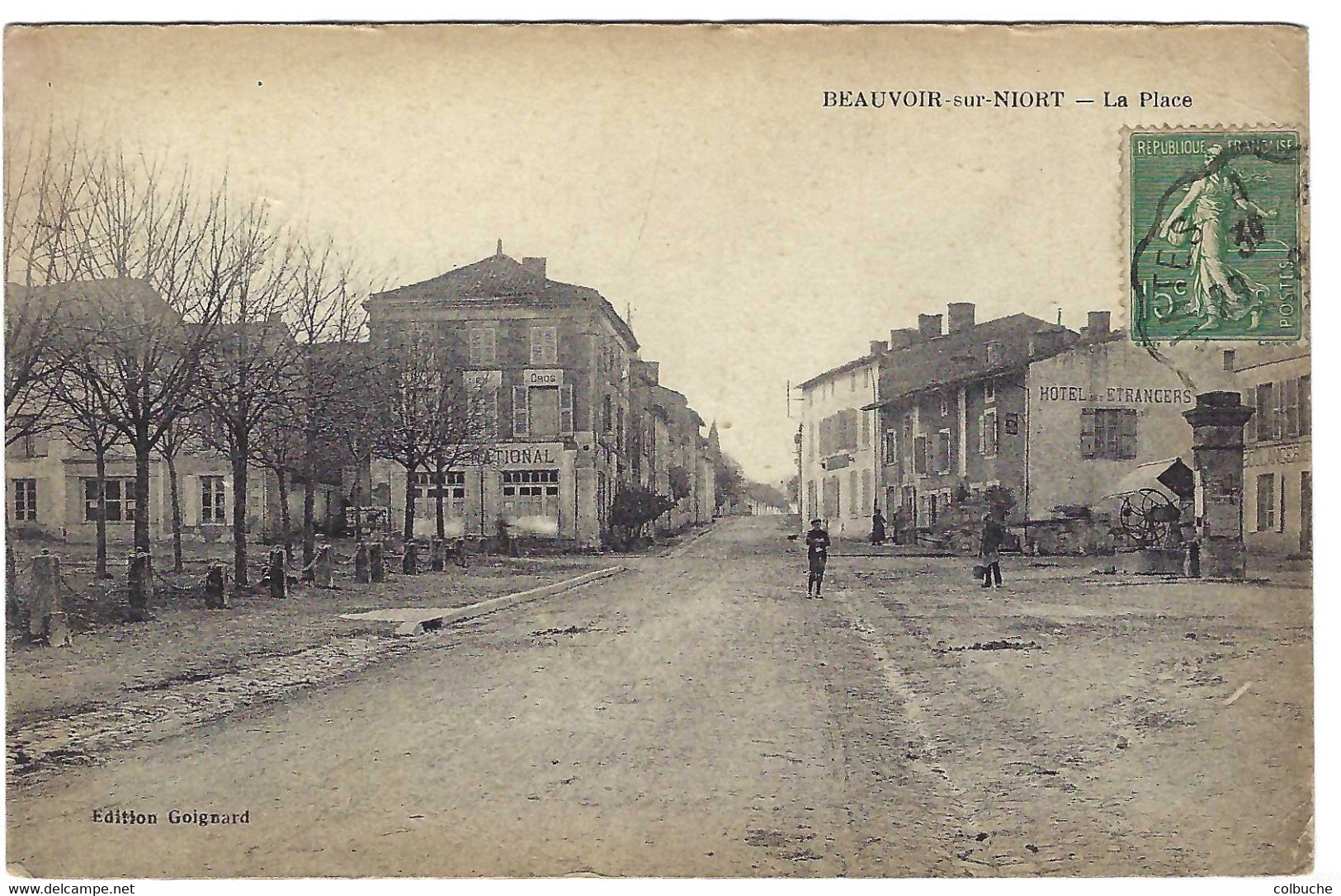 79 - BEAUVOIR-SUR-NIORT +++ La Place +++ - Beauvoir Sur Niort