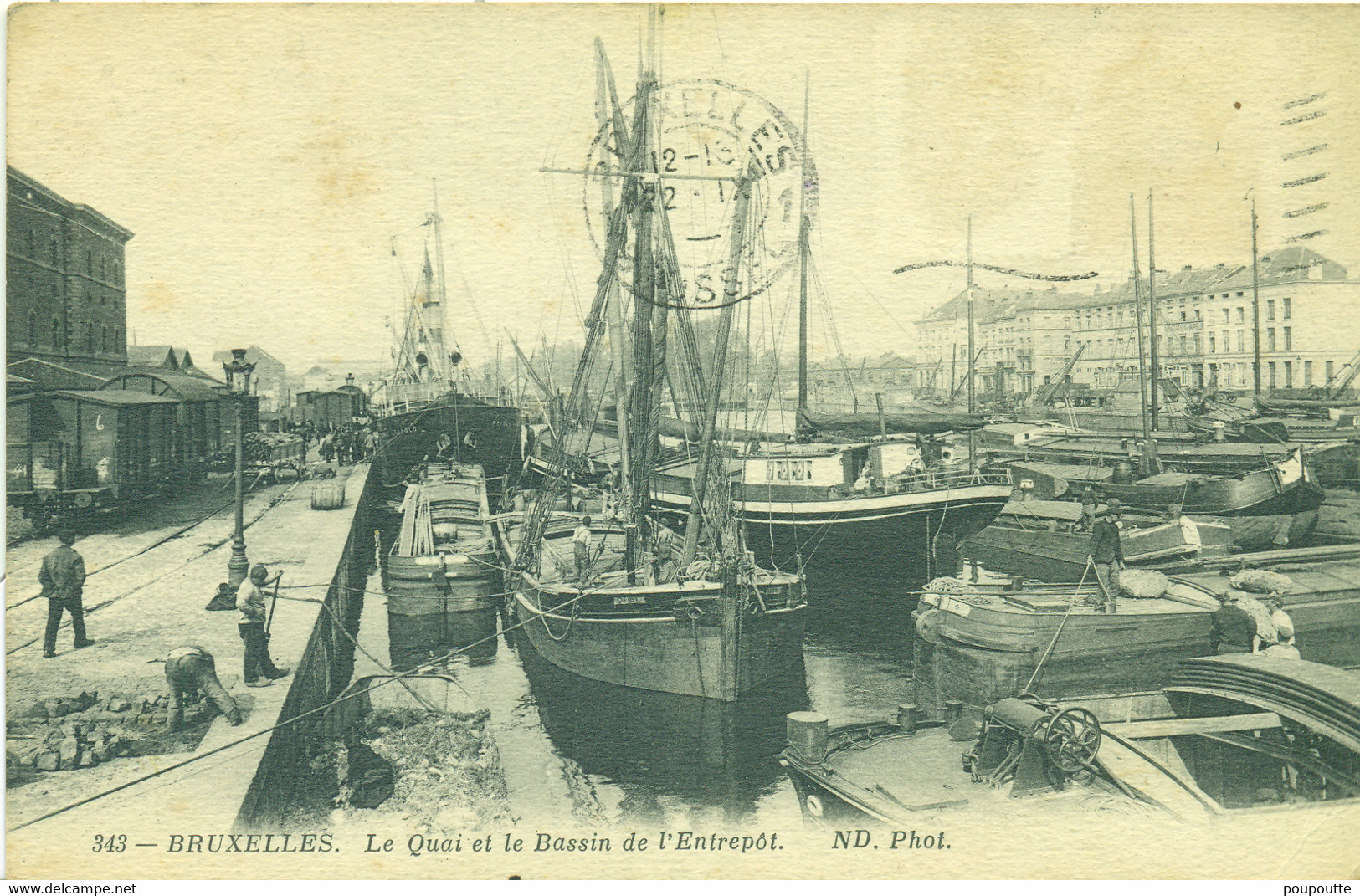BRUXELLES. Le Quai Et Bassin De L' Entrepôt. Edit. ND Phot - Hafenwesen