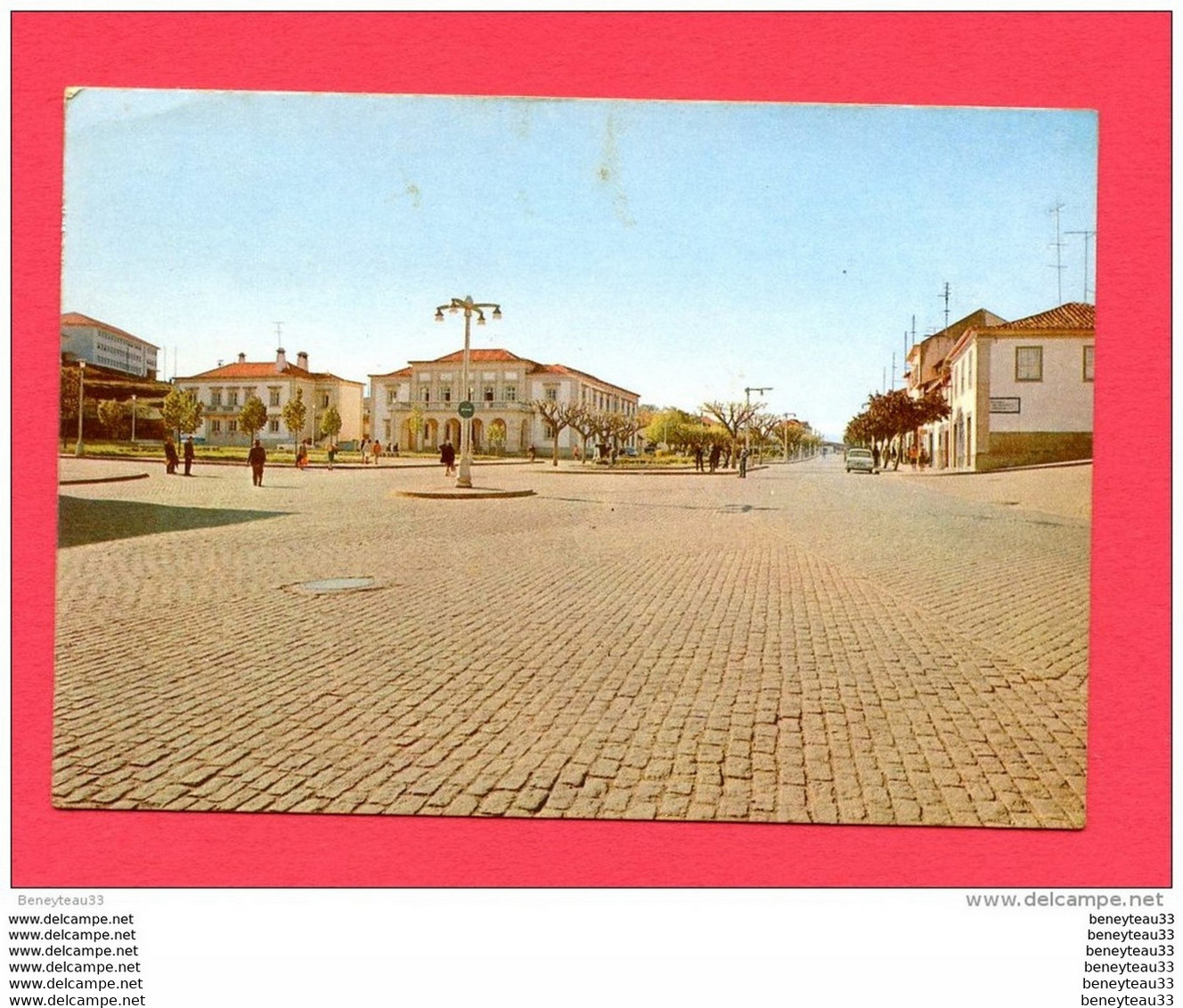 CP (Réf : A865) BRAGANÇA  (PORTUGAL) Avenue Jodo Da Cruz Et La Cour De Justice (animée) - Bragança