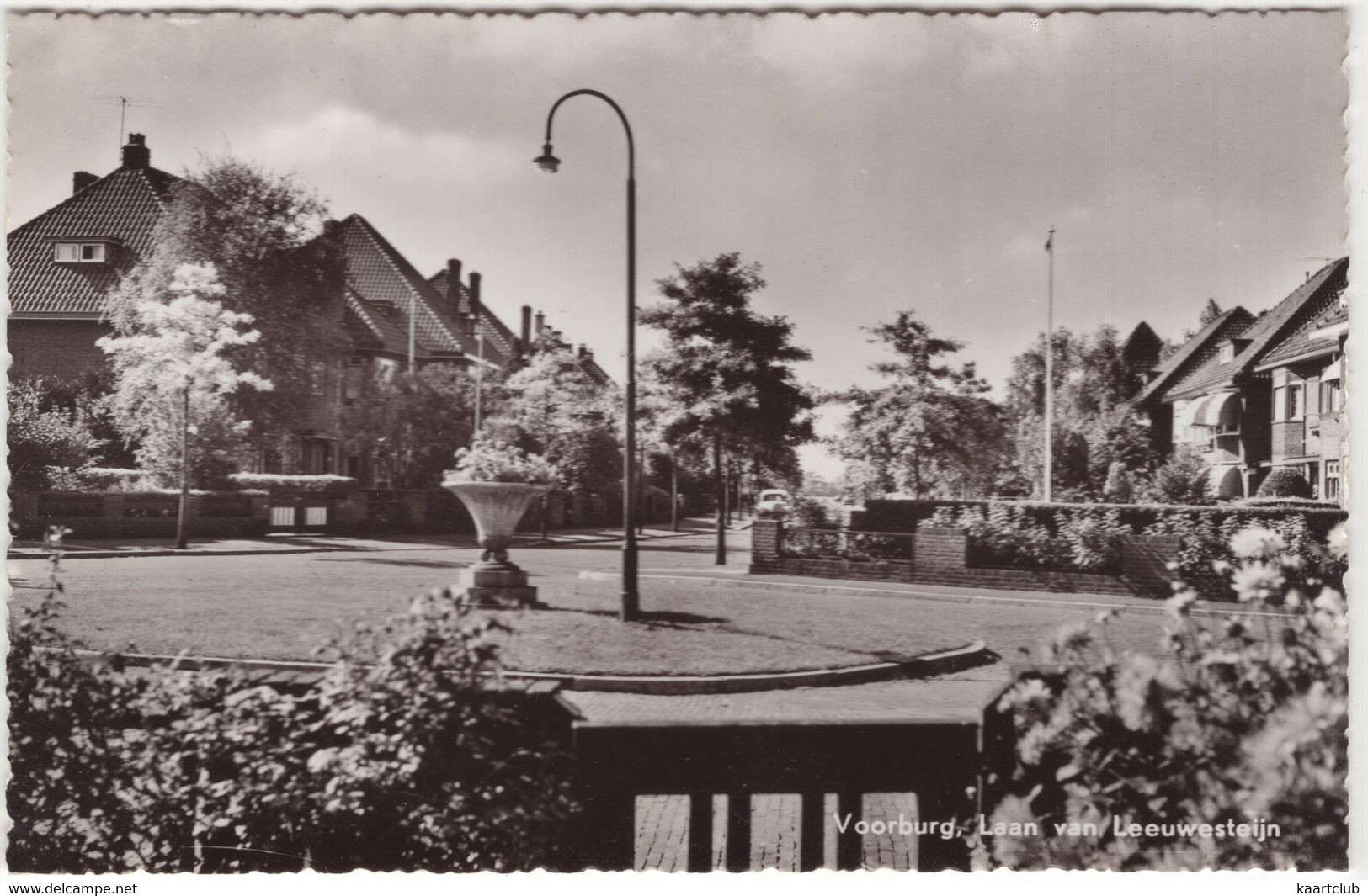 Voorburg, Laan Van Leeuwesteijn - (Zuid-Holland, Nederland) - No. 1124 - Voorburg