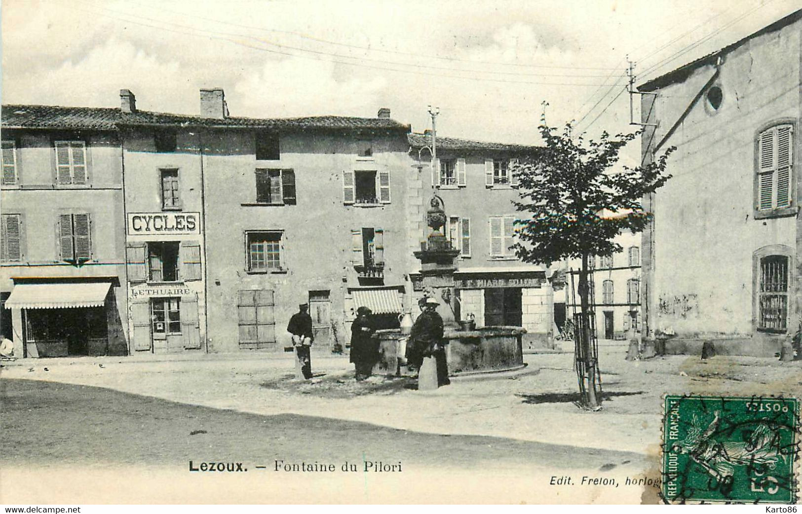 Lezoux * 1909 * Place Et Fontaine Du Pilori * Magasin Cycles LETHUAIRE * Sellerie Sellier MIARD - Lezoux