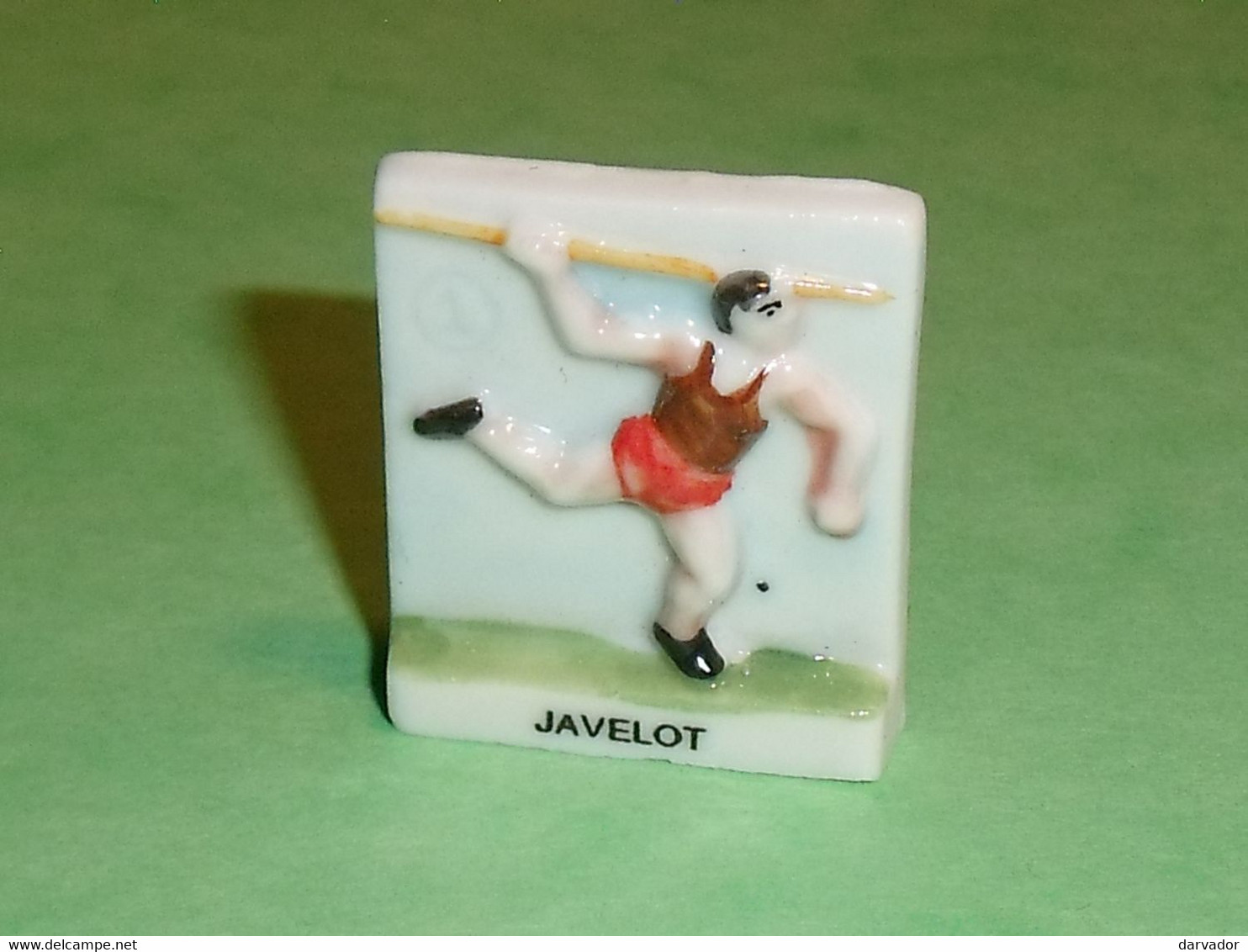 Fèves / Fève / Sports : Javelot , Chiffre 1 Incrustré , Plaque   T152 - Sports