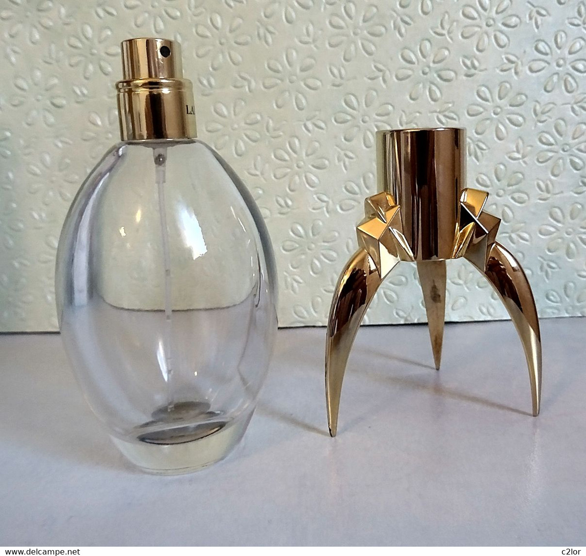 Flacon Spray   "FAME "  De LADY GAGA  VIDE   Eau De Parfum 50 Ml - Frascos (vacíos)