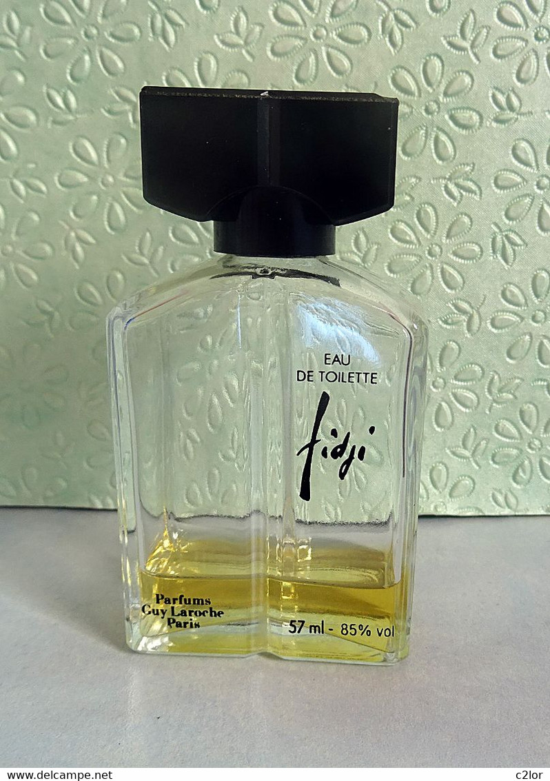 Ancien Flacon Avec Bouchon "FIDJI " De GUY LAROCHE  Eau DeToilette 57 Ml  Pour Collection - Flakons (leer)