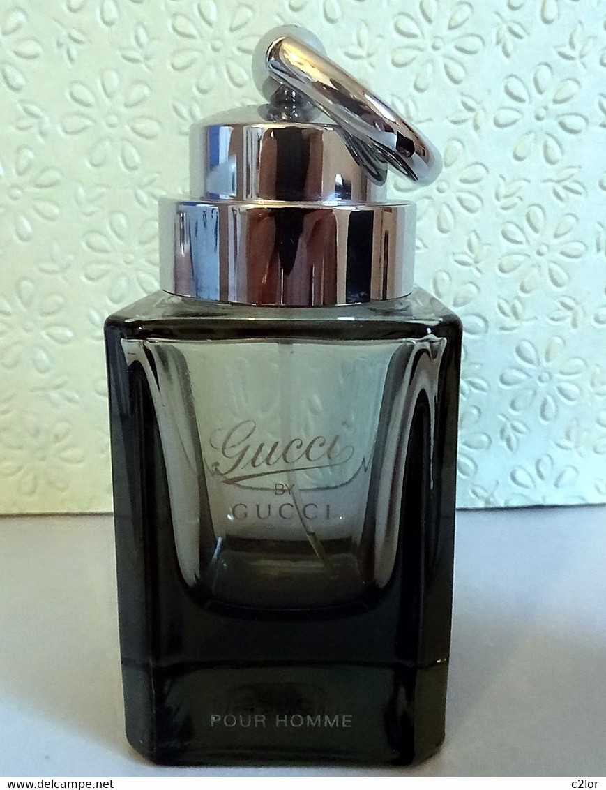 Lot 2 Flacons   " GUCCI "  Gucci Guilty Et Gucci By Gucci  Eaux De Toilette 50 Ml VIDES - Bottles (empty)