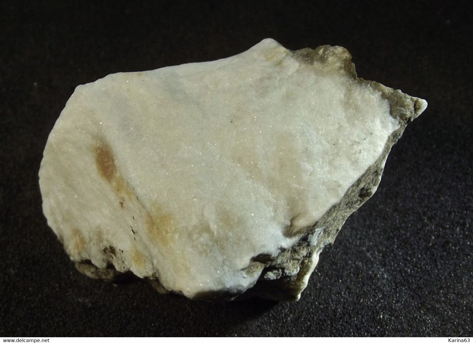 Howlite (  2 X 2 X 2 Cm ) Lang Mine - Tick Canyon - Los Angelas Co. - California - USA - Minéraux