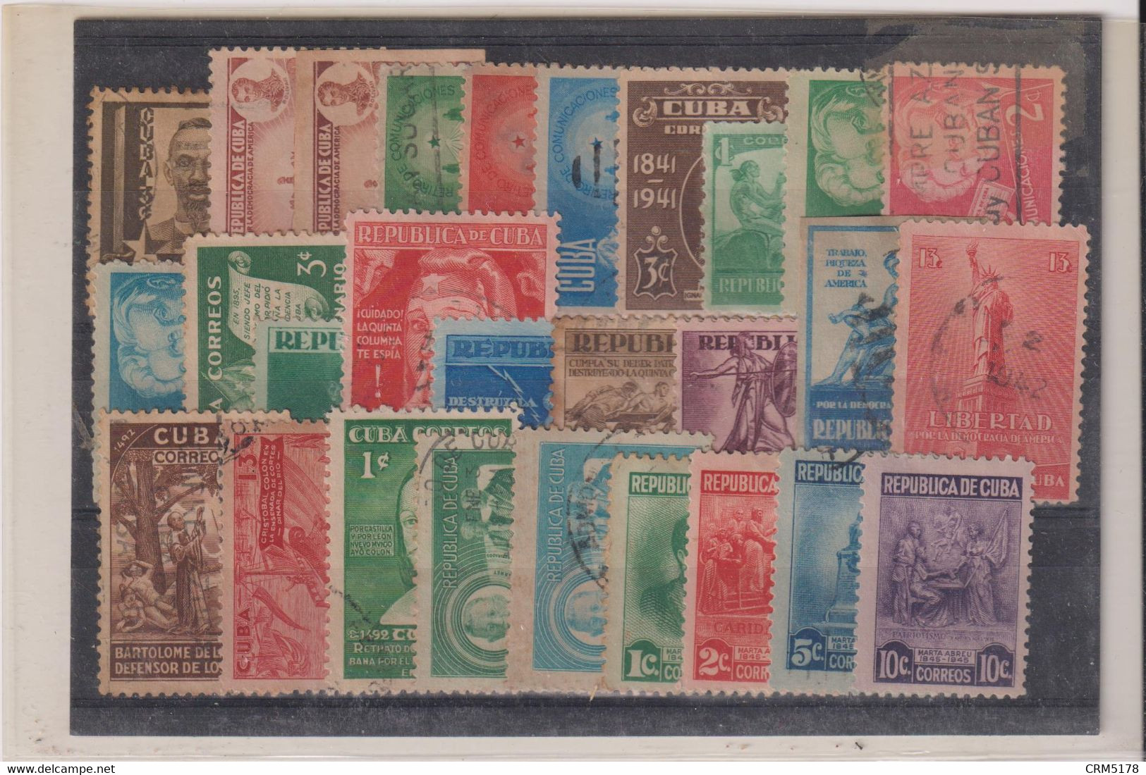 CUBA-LOT FOND DE COLLECTION TP ENTRE LES N° 267 & 302  OB- X- NSG  1941 - Collections, Lots & Séries