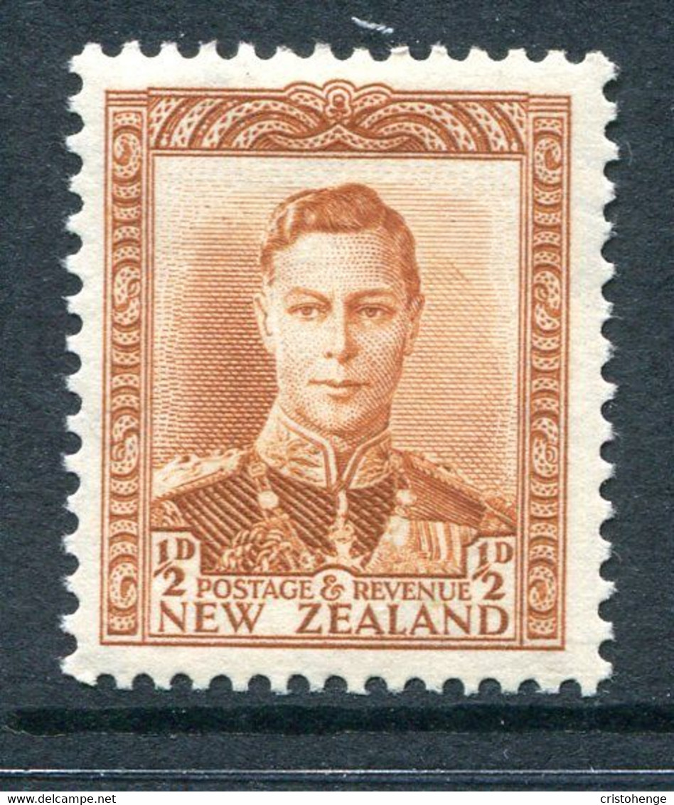 New Zealand 1938-44 King George VI Definitives - ½d Orange-brown HM (SG 604) - Ungebraucht