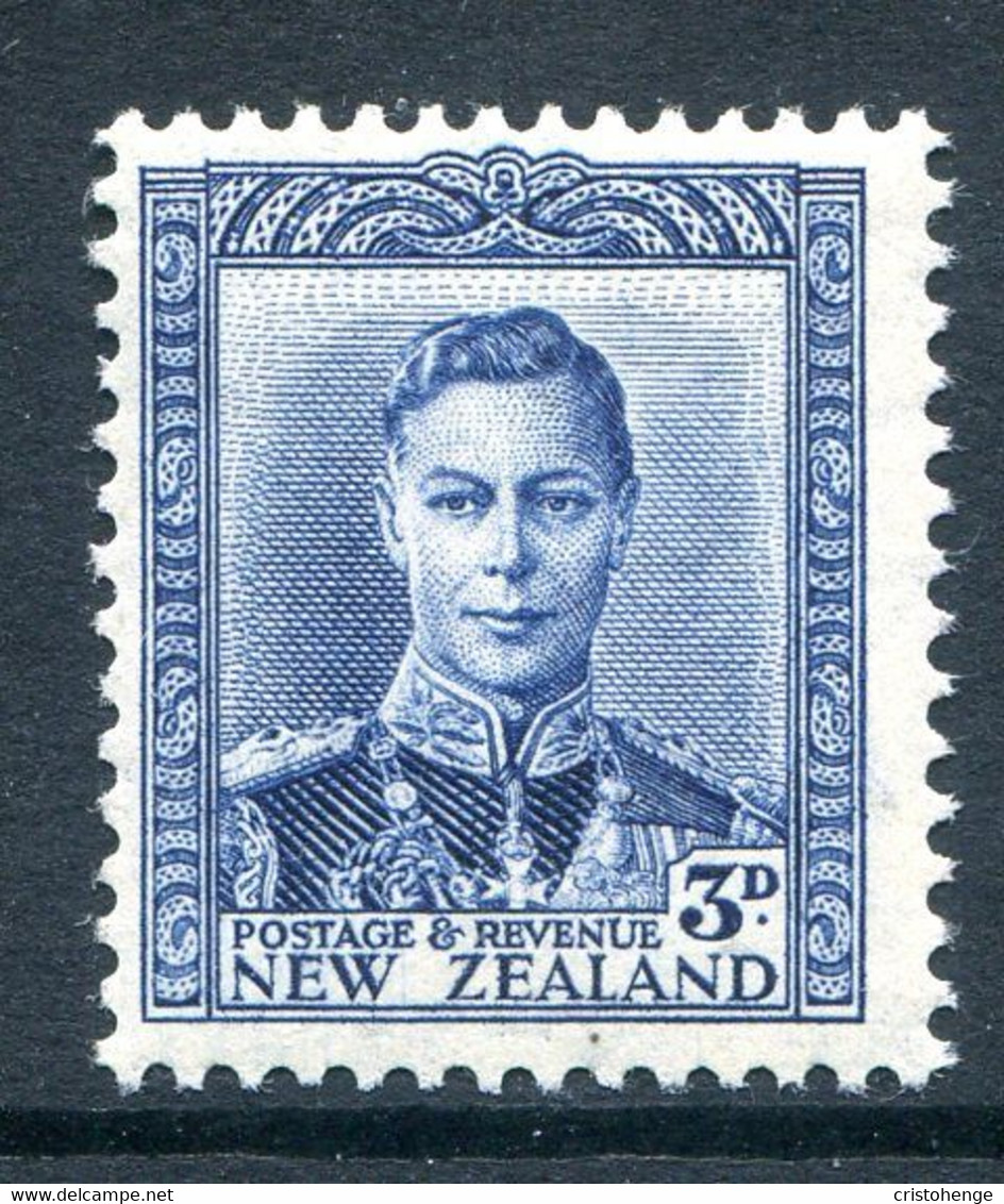 New Zealand 1938-44 King George VI Definitives - 3d Blue HM (SG 609) - Ongebruikt