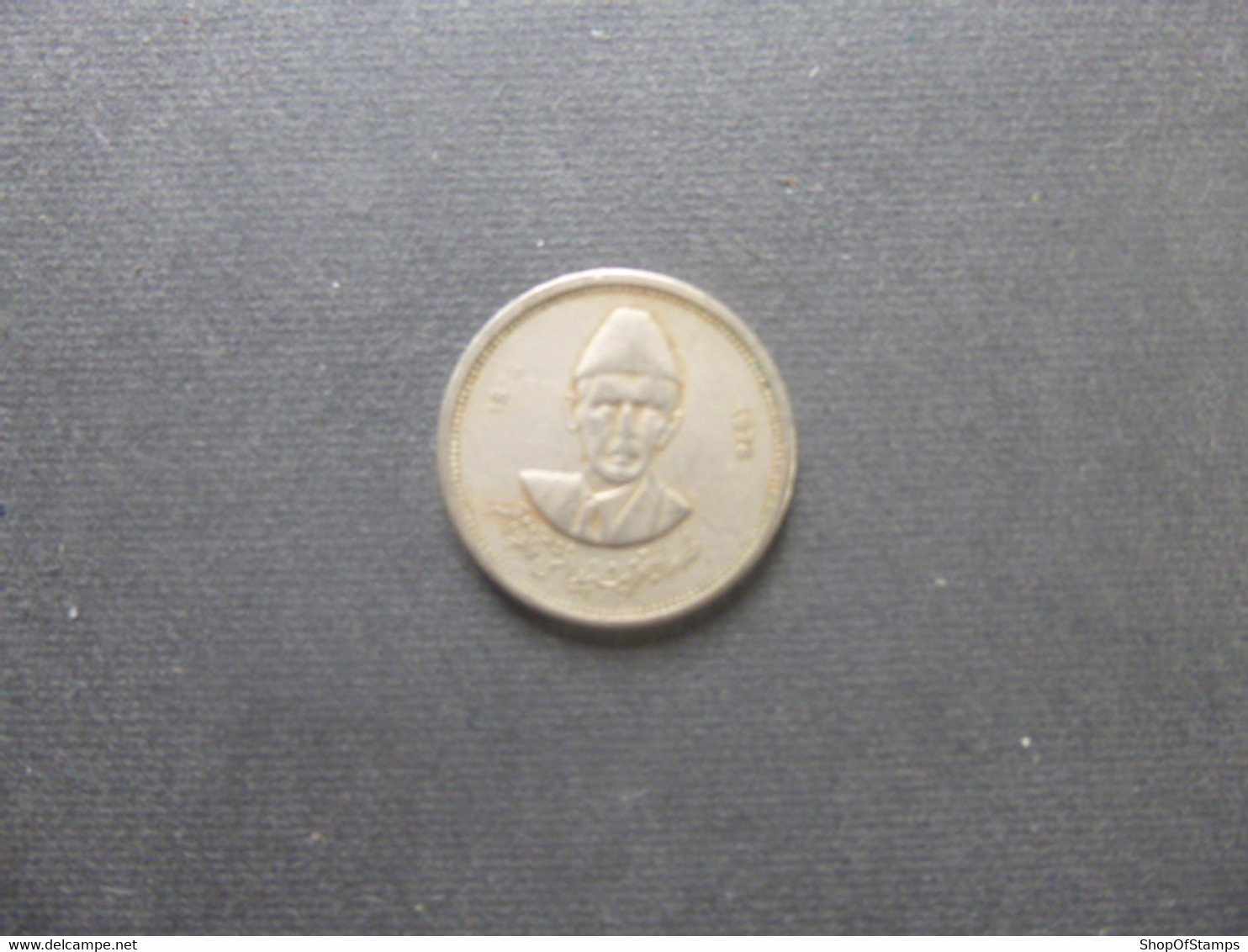Pakistan Coin Year  1976 Jinnah Centenary 50p As Per Scan - Pakistan