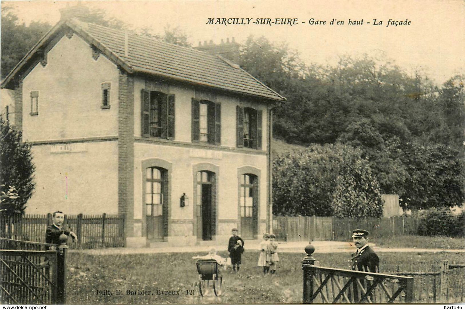 Marcilly Sur Eure * La Gare D'en Haut * La Façade * Ligne Chemin De Fer - Marcilly-sur-Eure