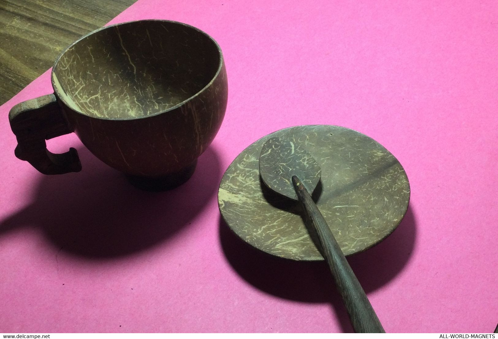 Lot of Handmade Decorative Coffe/tee Cup Saucer Spoon, Coconut Shell, Mauritius