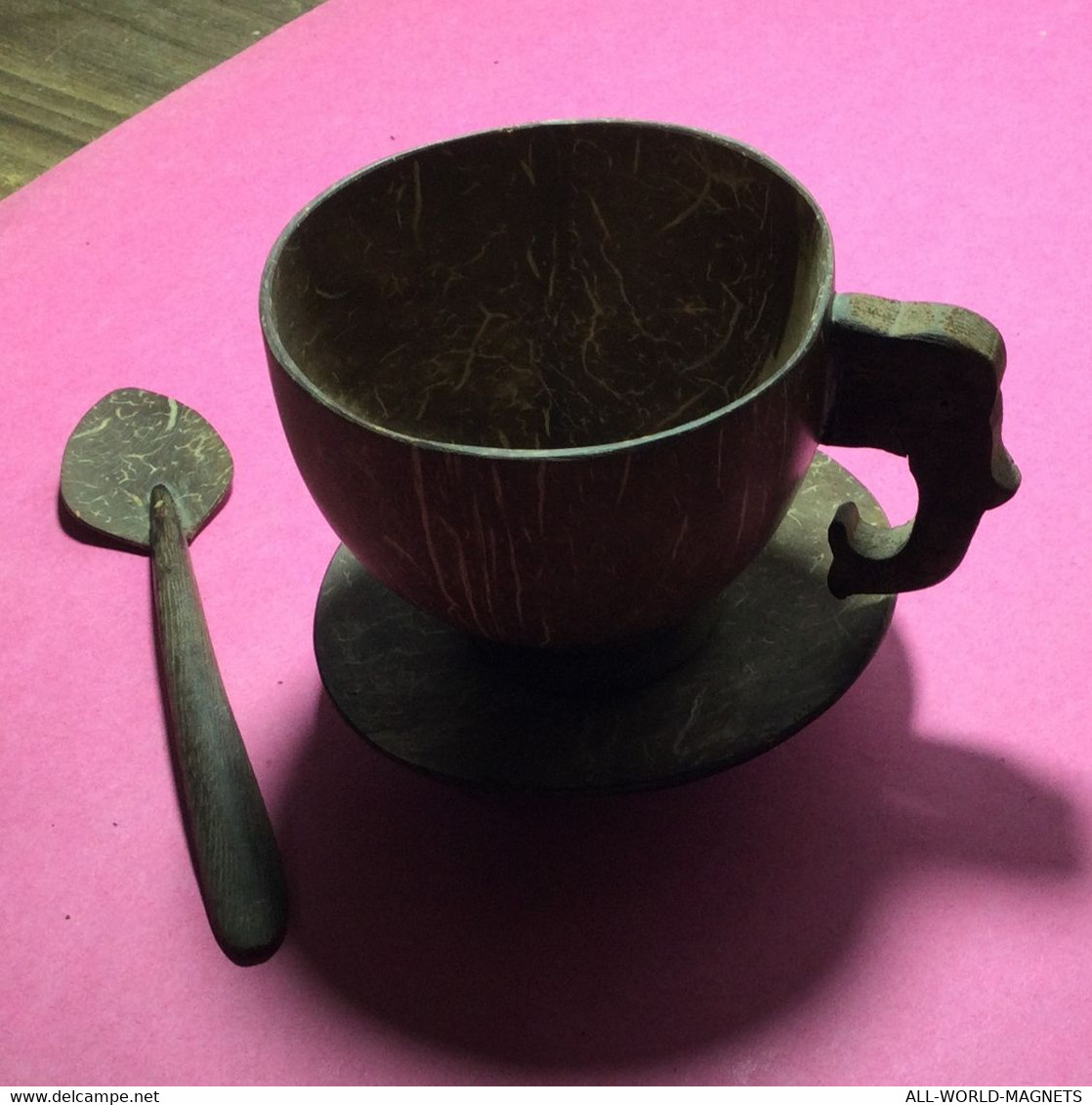 Lot of Handmade Decorative Coffe/tee Cup Saucer Spoon, Coconut Shell, Mauritius