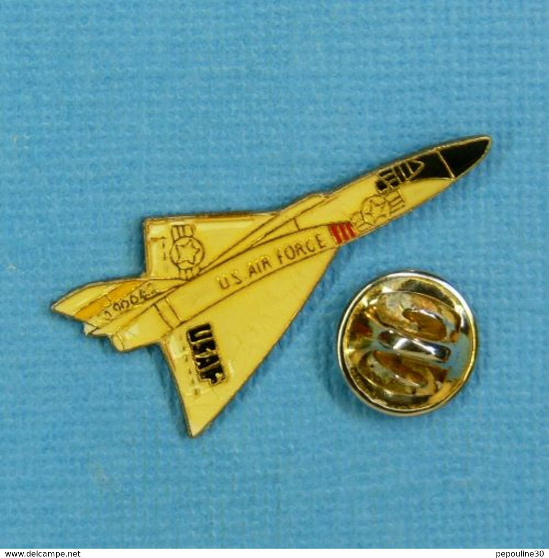 1 PIN'S //  ** USAF / AERONEF SPACE  XF-92 ** - Space