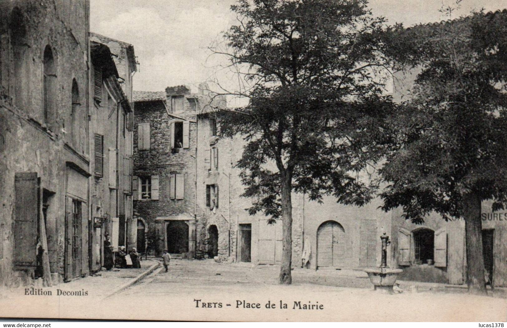 13 / TRETS / PLACE DE LA MAIRIE / PLAN RARE /  ETAT NEUF - Trets