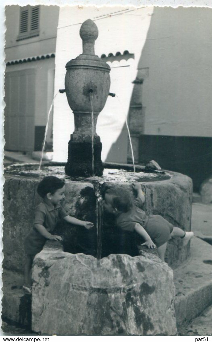 83 - Bargemon : Collection PROVENCE-PHOTO- Fontaine Animée - Bargemon