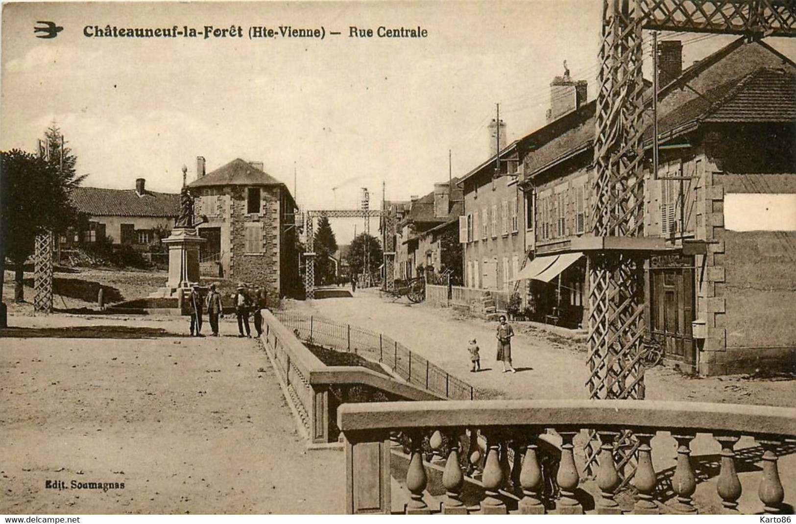 Châteauneuf La Forêt * La Rue Centrale * Villageois - Chateauneuf La Foret