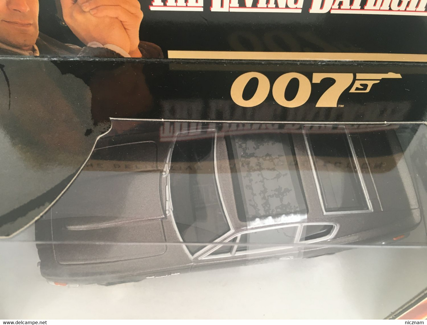 CORGI The Definitive James Bond Collection - Aston Martin Volante - Collectors & Unusuals - All Brands