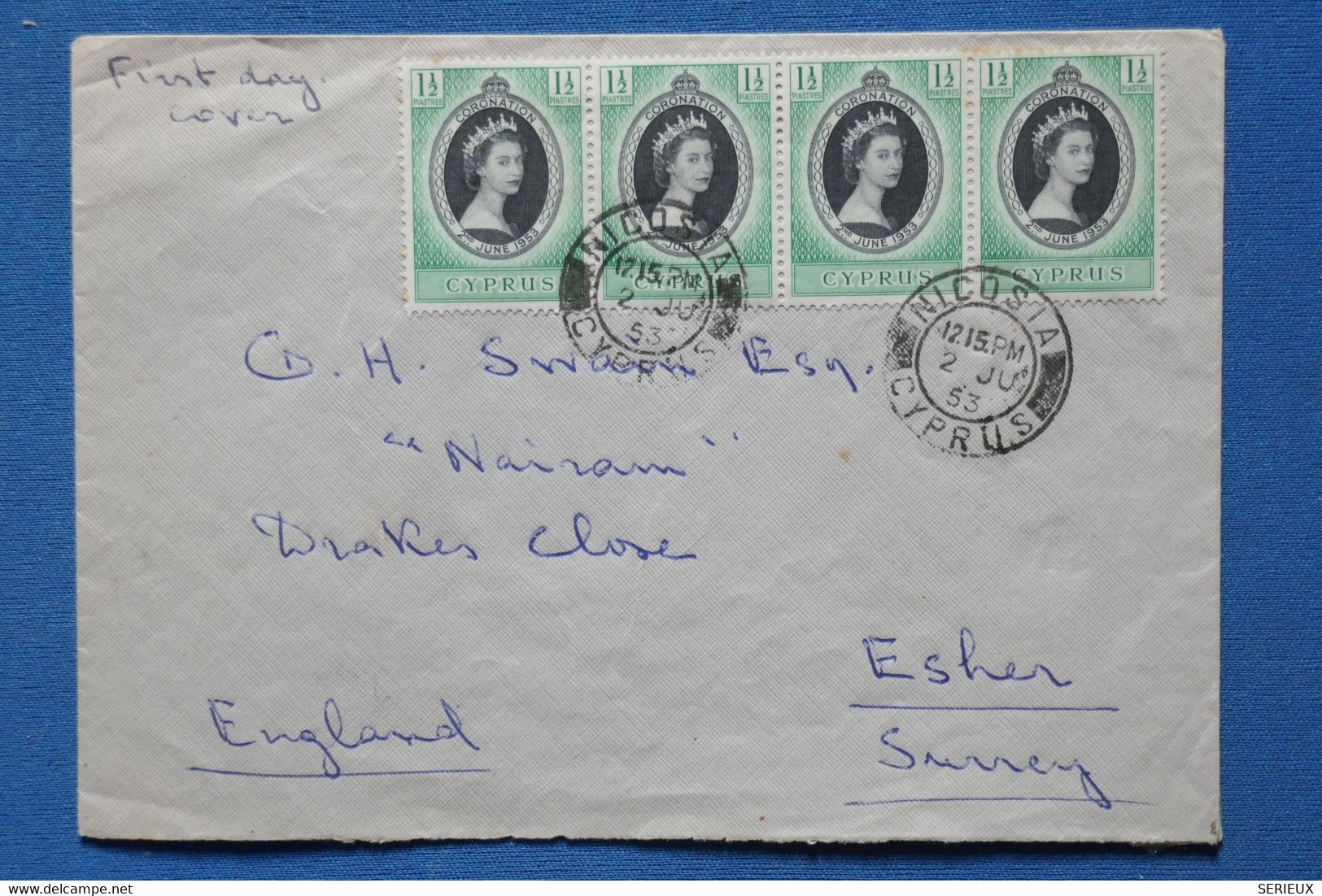 L4 CHYPRE CYPRUS BELLE LETTRE  1953 NICOSIA POUR  ESHER SURREY U.K +BANDE DE 4 QUEEN +++AFFRANCH. PLAISANT - Zypern (...-1960)