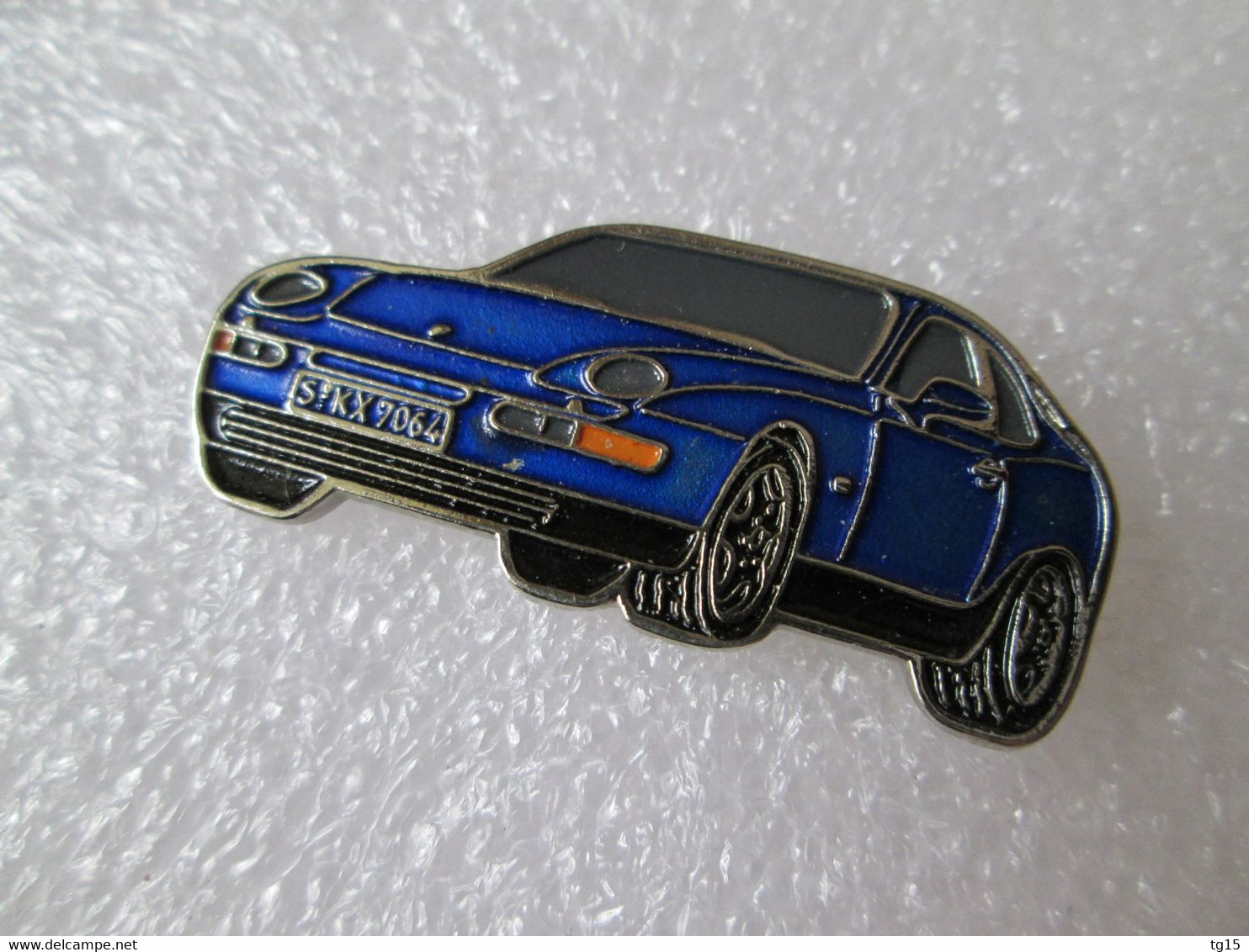 PIN'S    PORSCHE   968 - Porsche