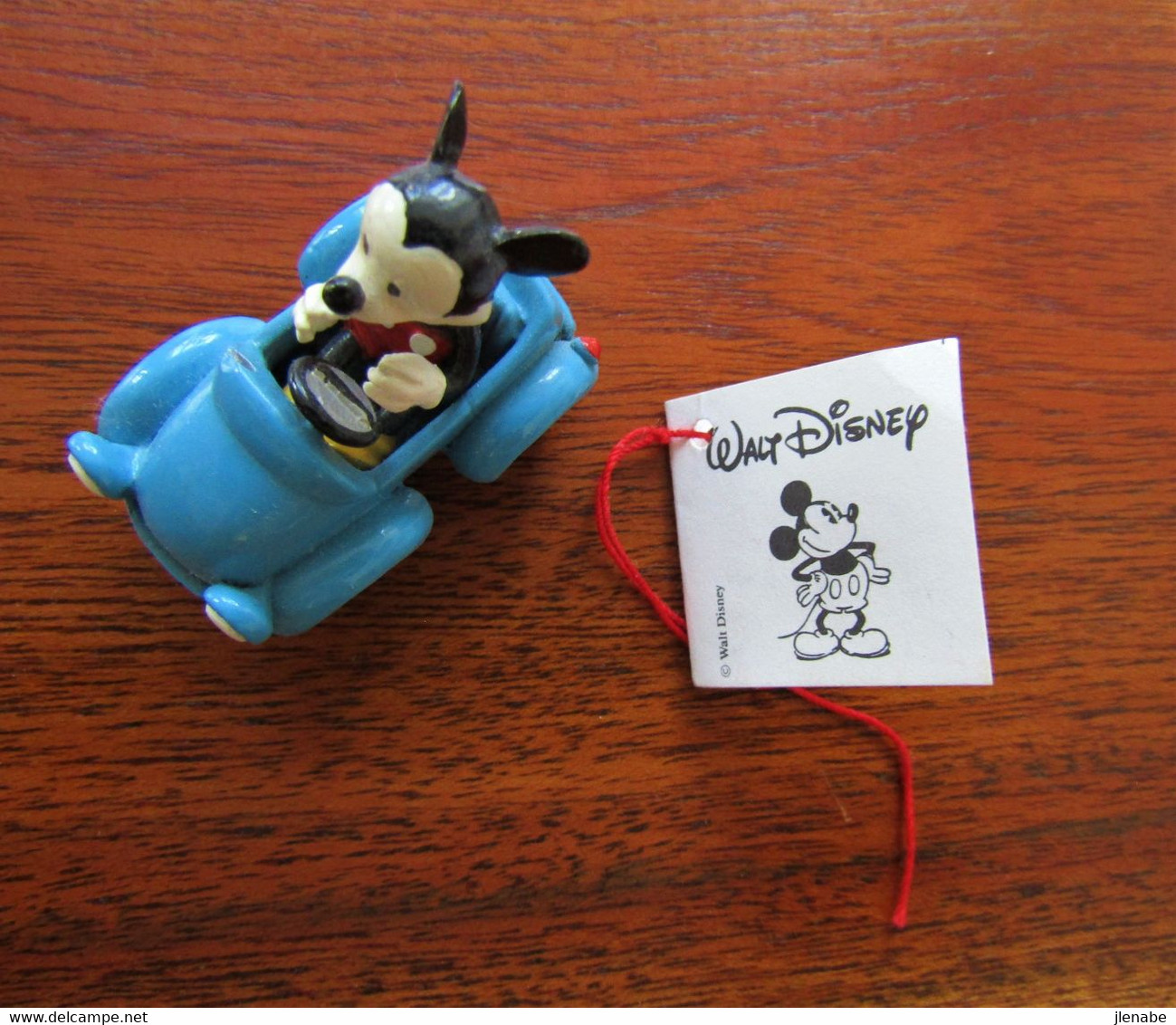 Pixi Mickey Mouse En Voiture De Walt Disney - Beelden - Metaal