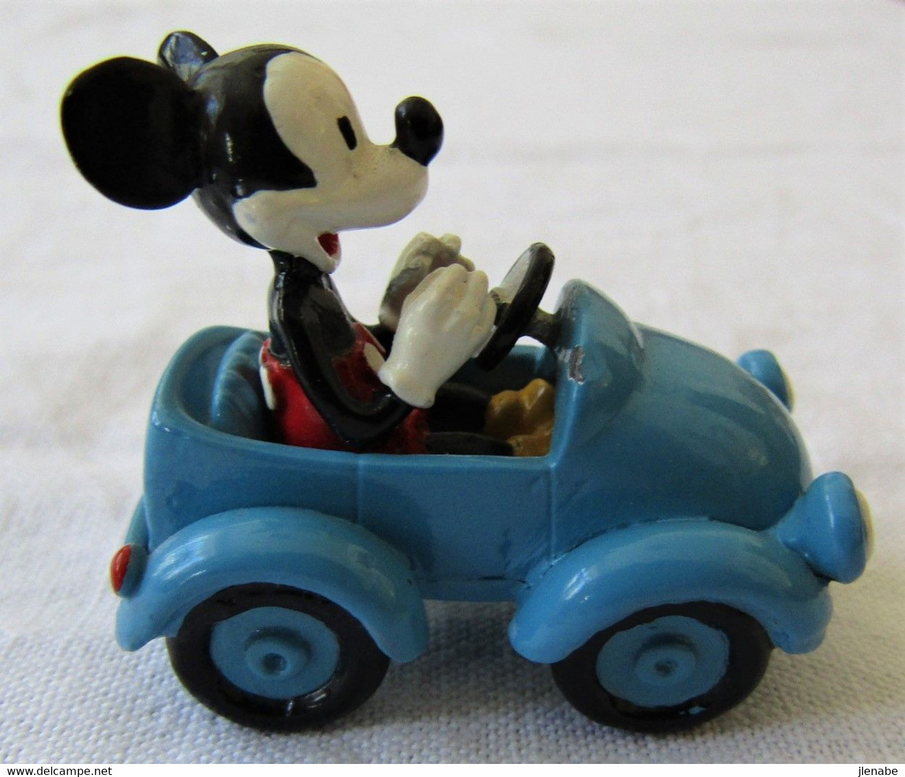 Pixi Mickey Mouse En Voiture De Walt Disney - Statues - Metal