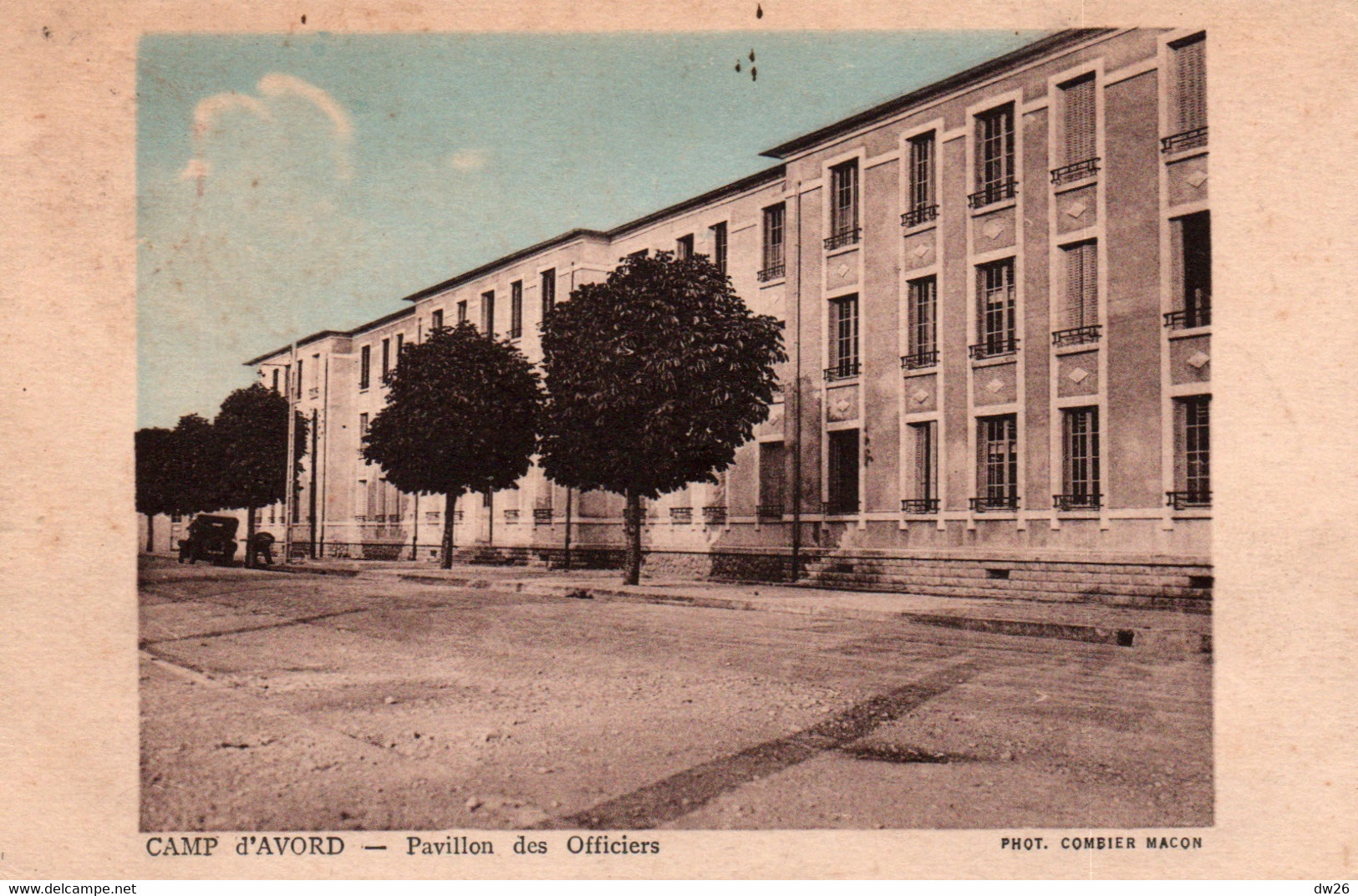 Caserne - Camp D'Avord - Pavillon Des Officiers - Photo Combier - Carte Colorisée - Casernes