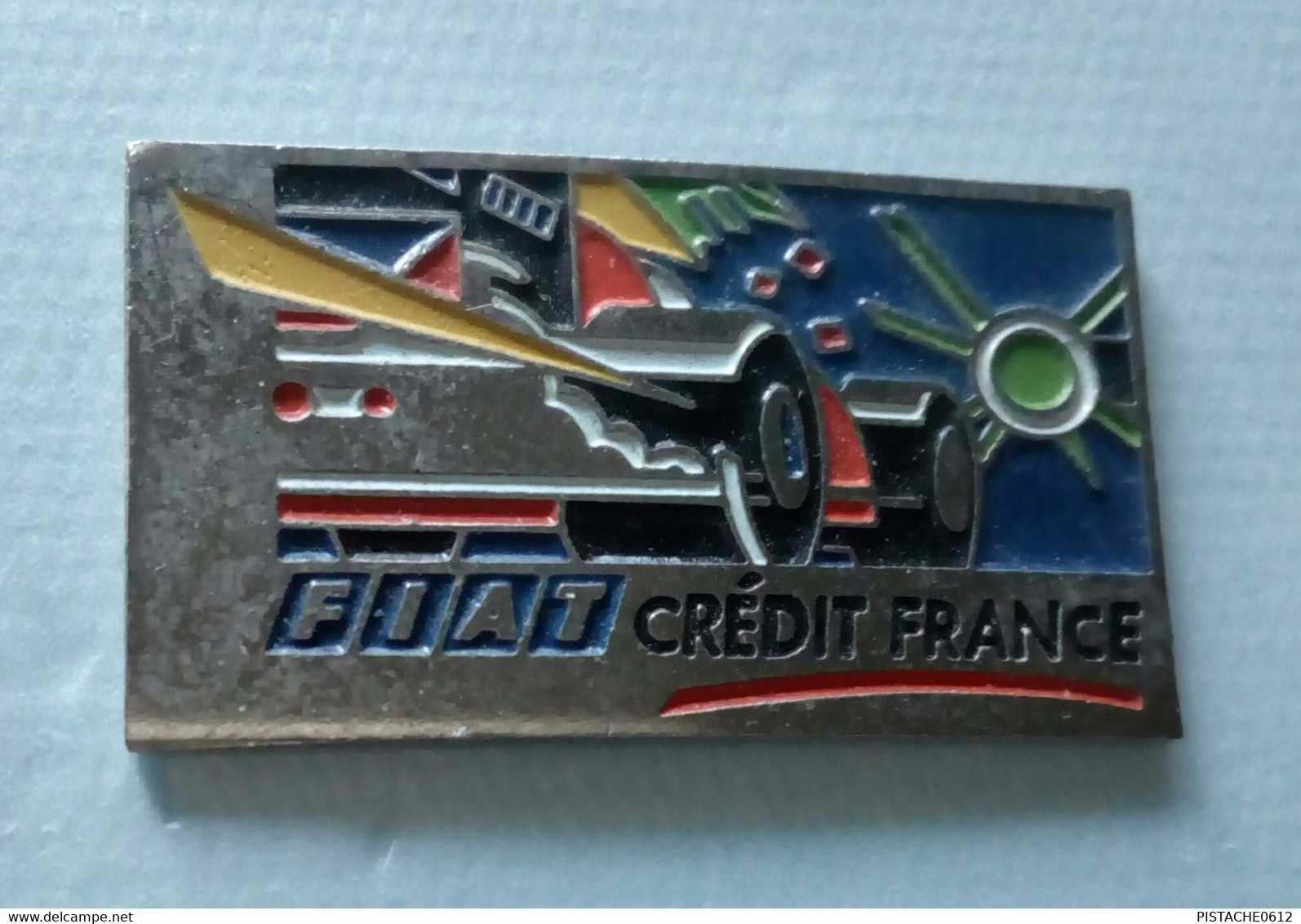 Pin's FIAT CREDIT FRANCE - Fiat