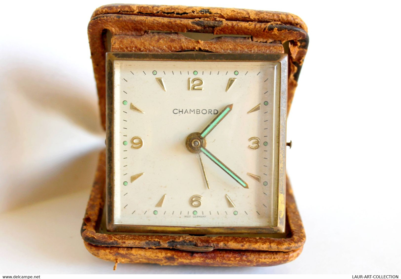 JOLI ANCIEN REVEIL DE VOYAGE - CHAMBORD - MADE WEST GERMANY - EN CUIR - FONCTIONNE !         (1402.17) - Alarm Clocks