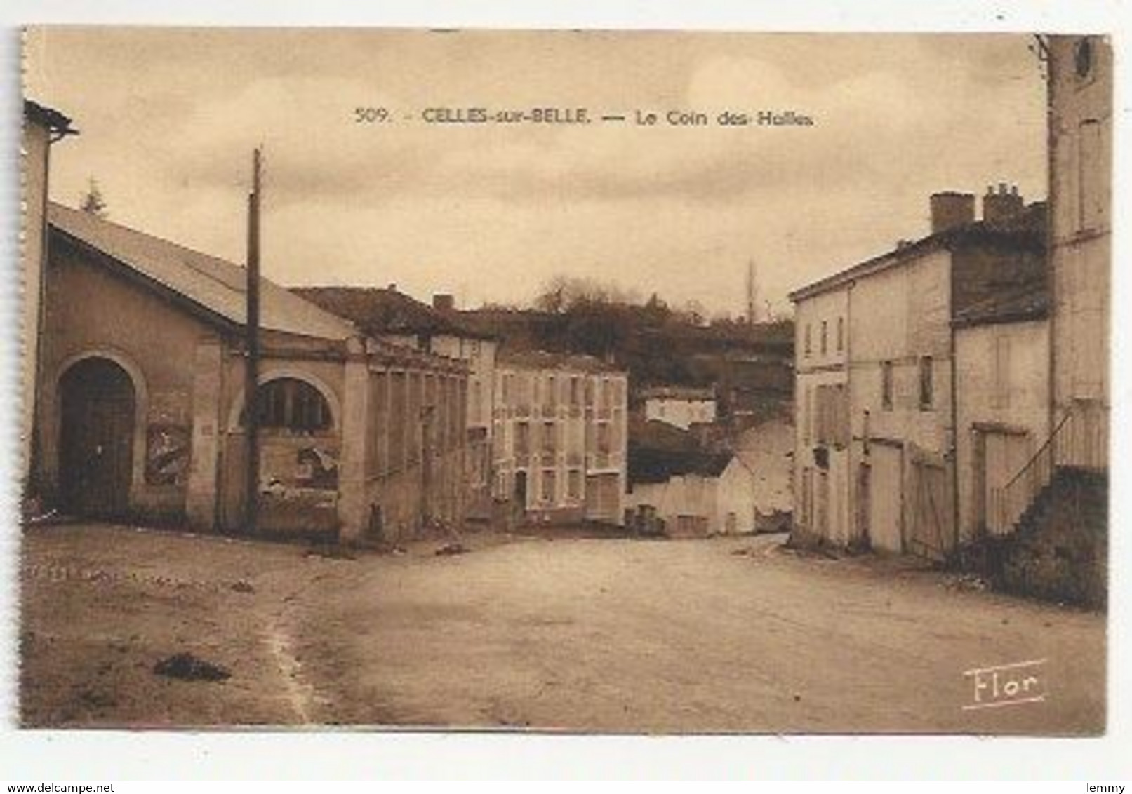 79 - CELLES-SUR-BELLE - LE COIN DES HALLES - ED.  MARCEAU CARRIERE, NIORT - Celles-sur-Belle