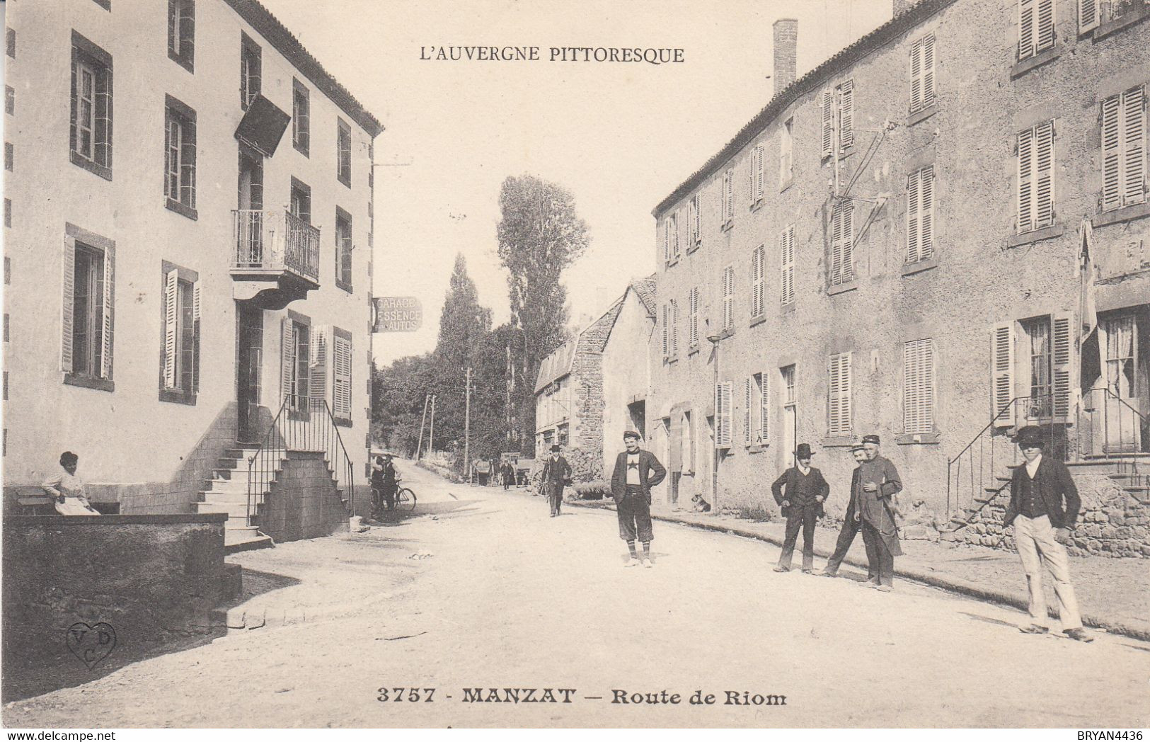 63 - MANZAT - PUY DE DOME - ROUTE DE RIOM - ANIMEE - VOIR SCANS - Manzat