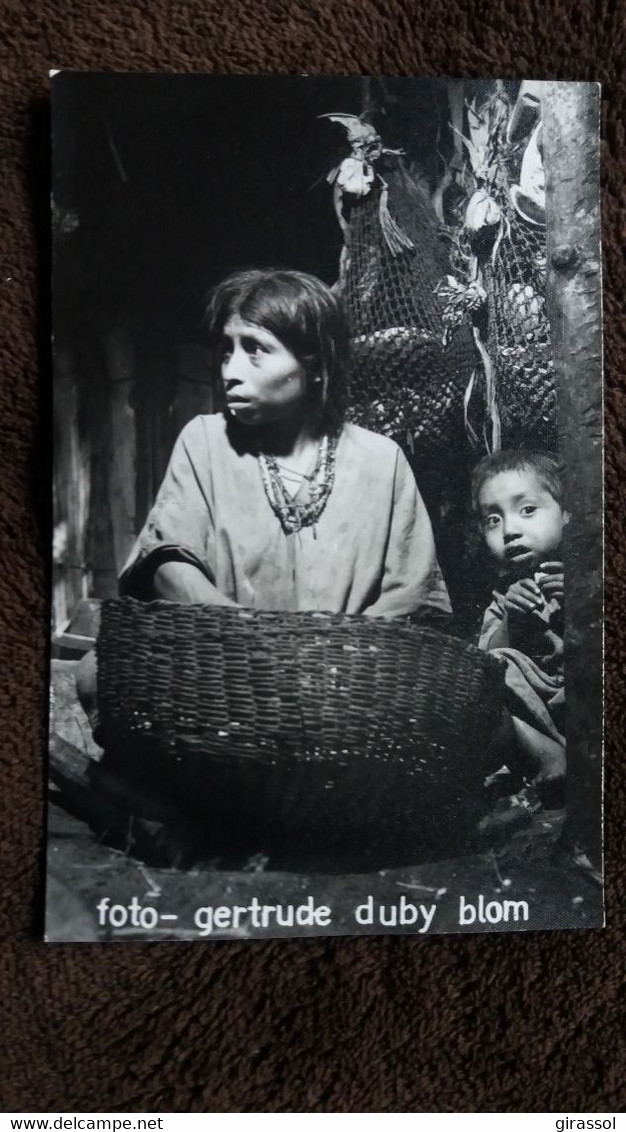 PHOTO FOTO VALCA GERTRUDE DUBY BLOM INDIENNE ET SON ENFANT AMERIQUE MEXIQUE ? - Personen