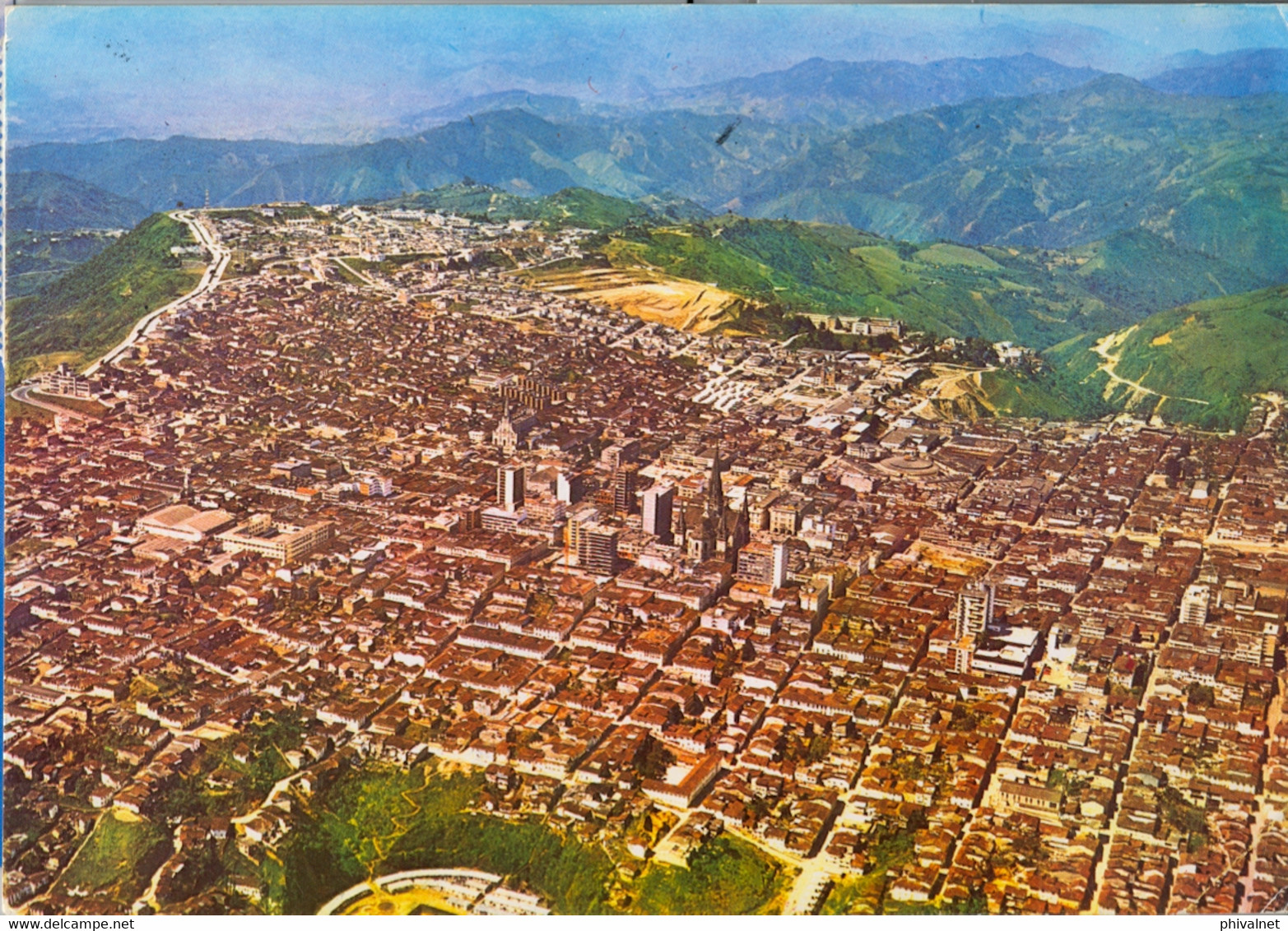 COLOMBIA , T.P. CIRCULADA , SILVIA , MANIZALES , VISTA AÉREA DE LA CAPITAL - Colombia