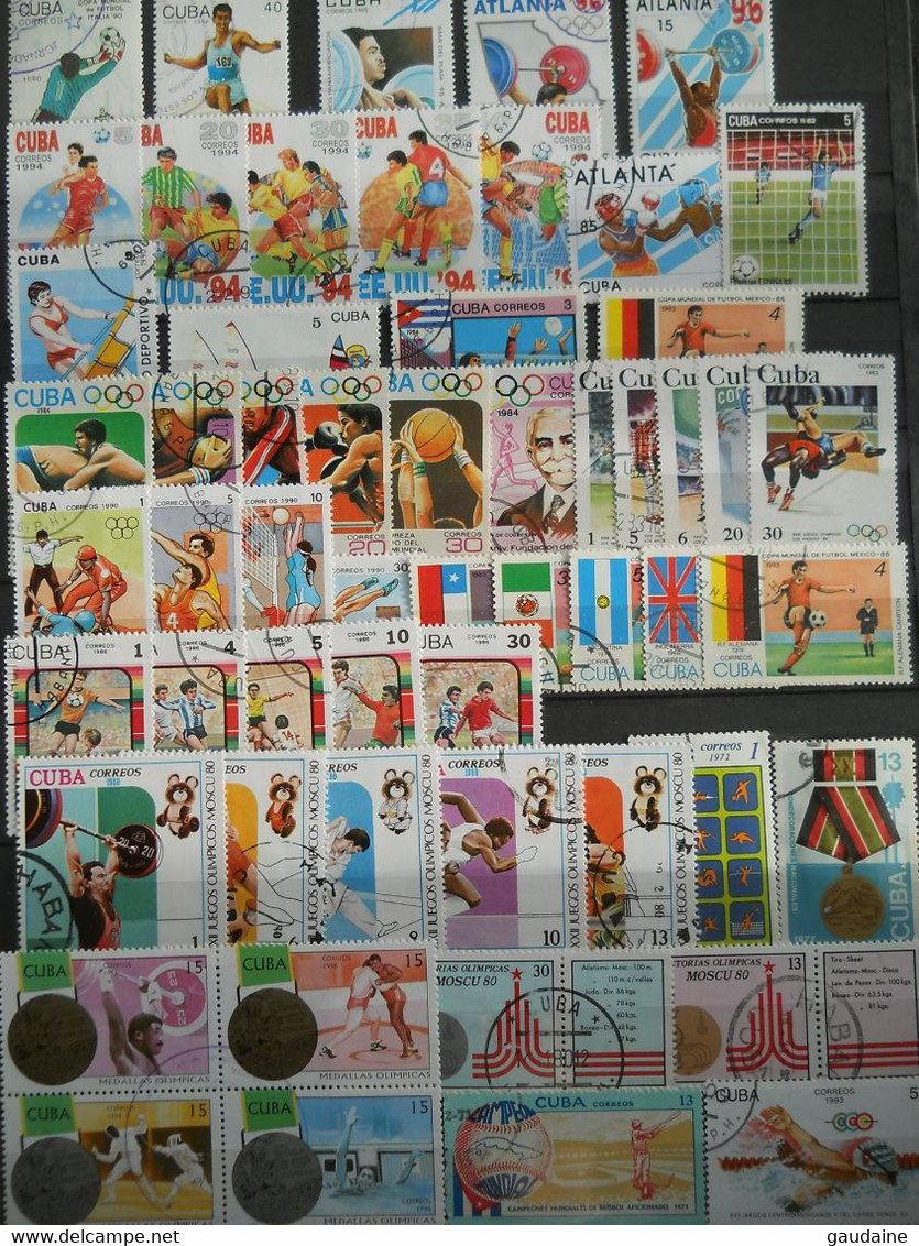 CUBA - LOT DE 365 TIMBRES DIFFERENTS - SET